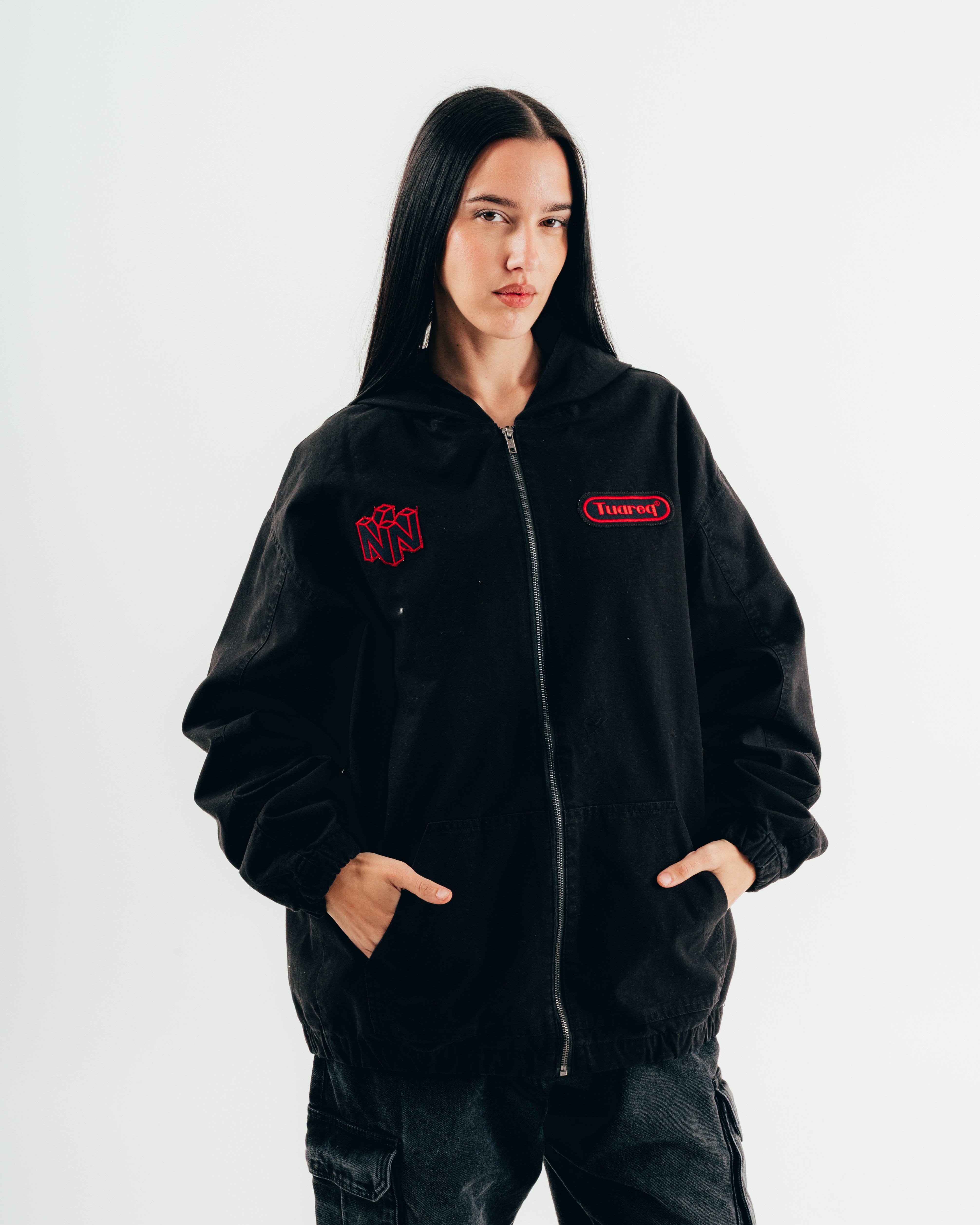 CAMPERA DEPORTIVA [ NINTENDO ] LOGO BLACK