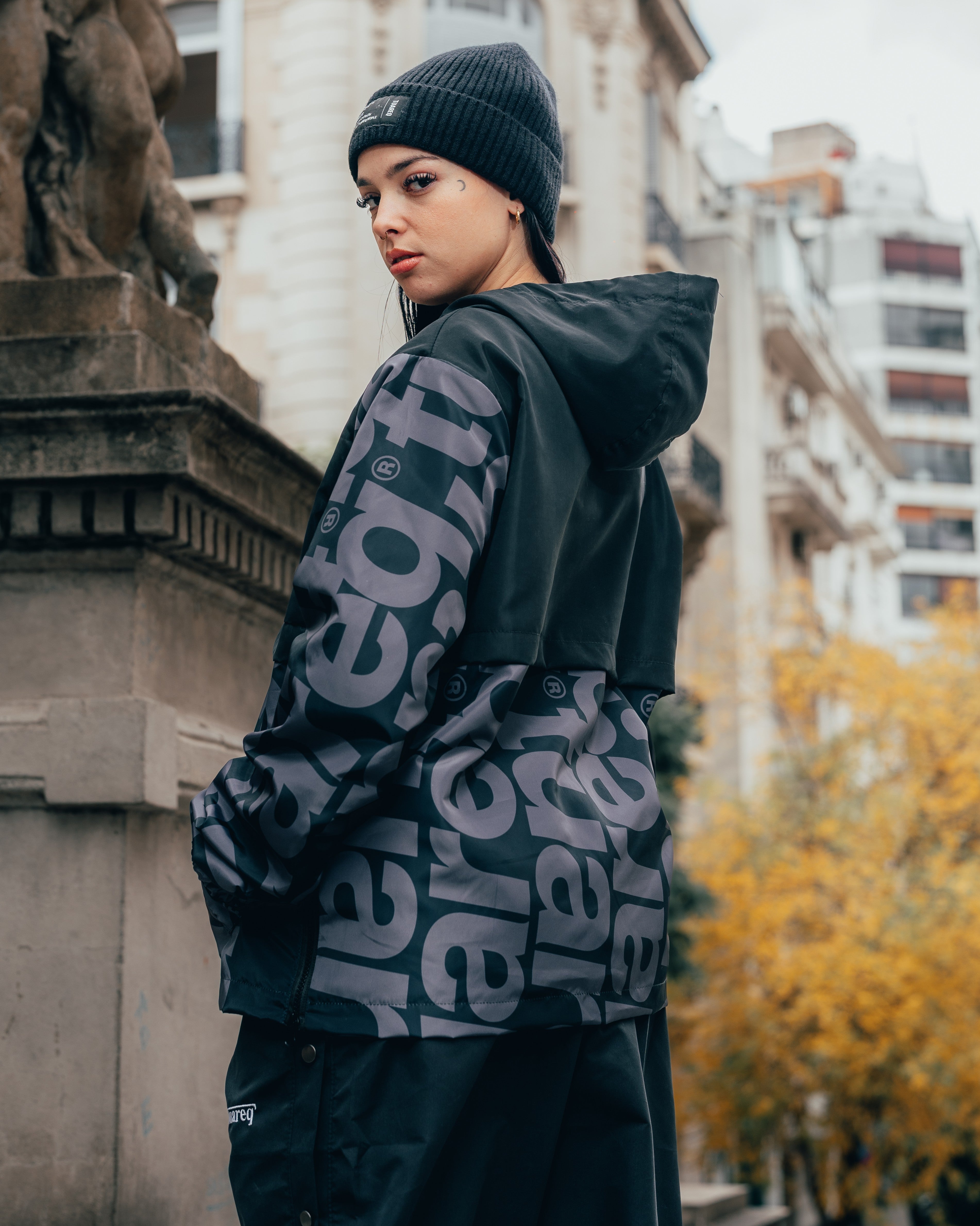 ANORAK IMPERMEABLE [ TUAREQ ] MONOGRAMA BLACK