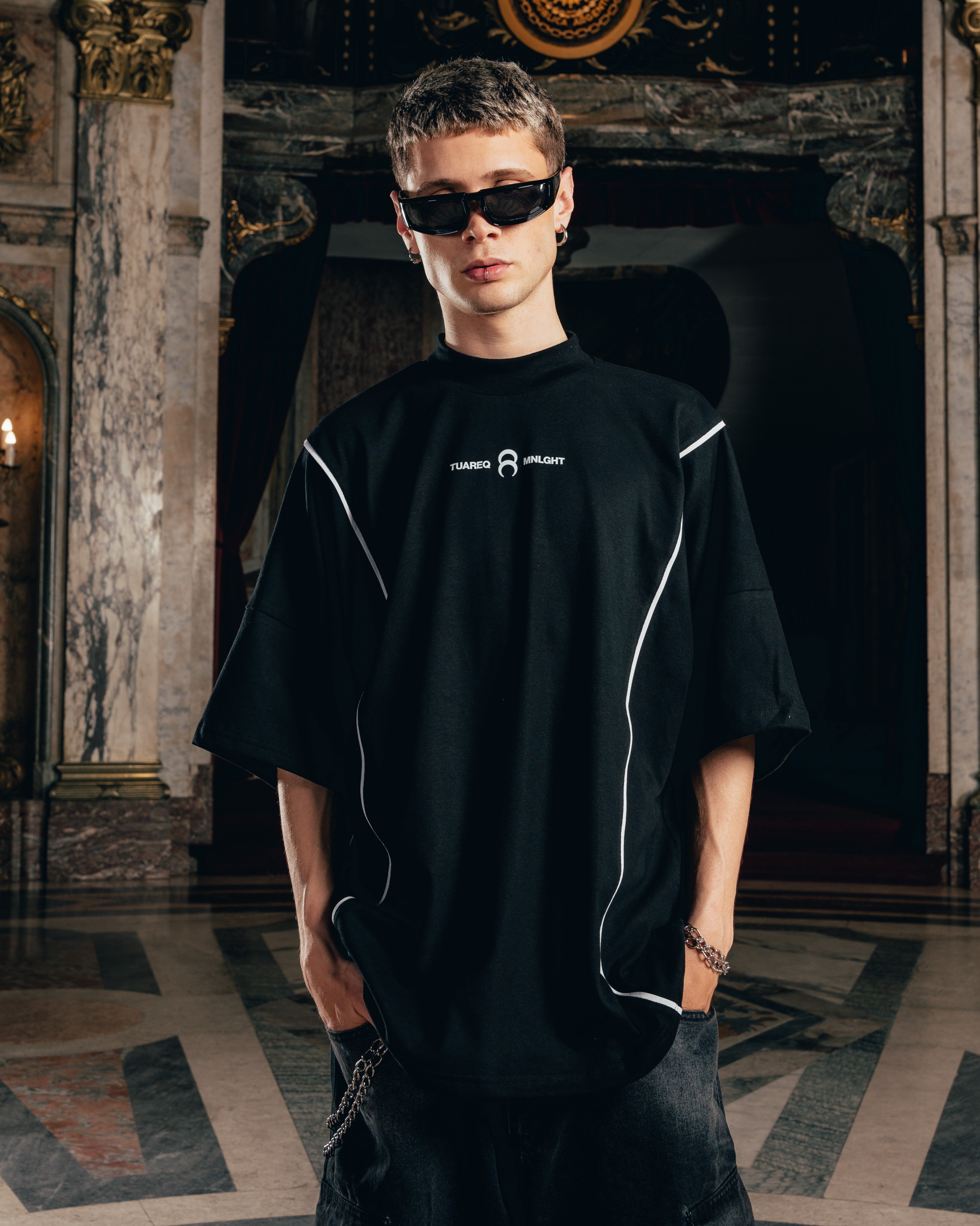 REMERA OVERSIZED [ RELIEVE ] SIMPLE BLACK