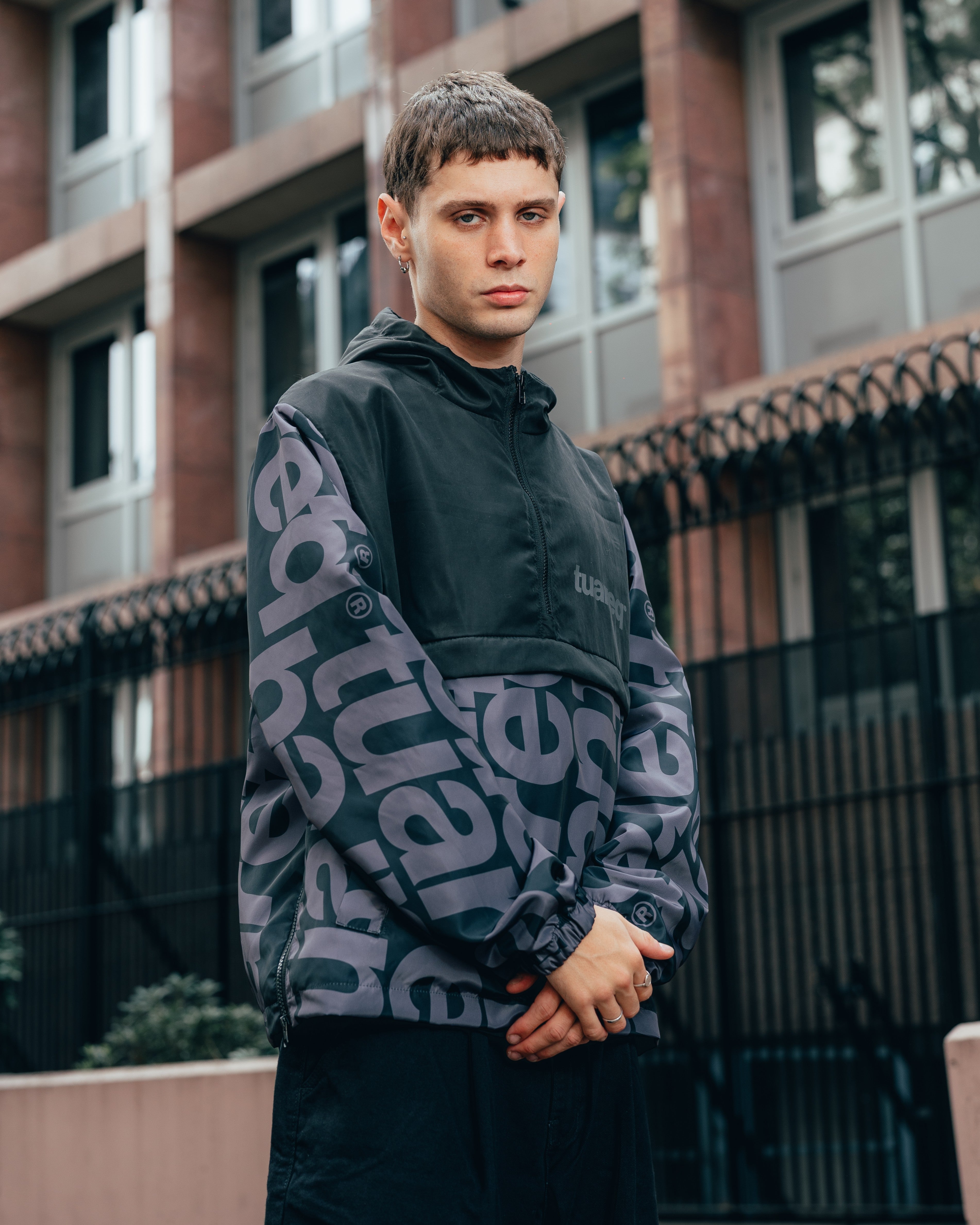 ANORAK IMPERMEABLE [ TUAREQ ] MONOGRAMA BLACK
