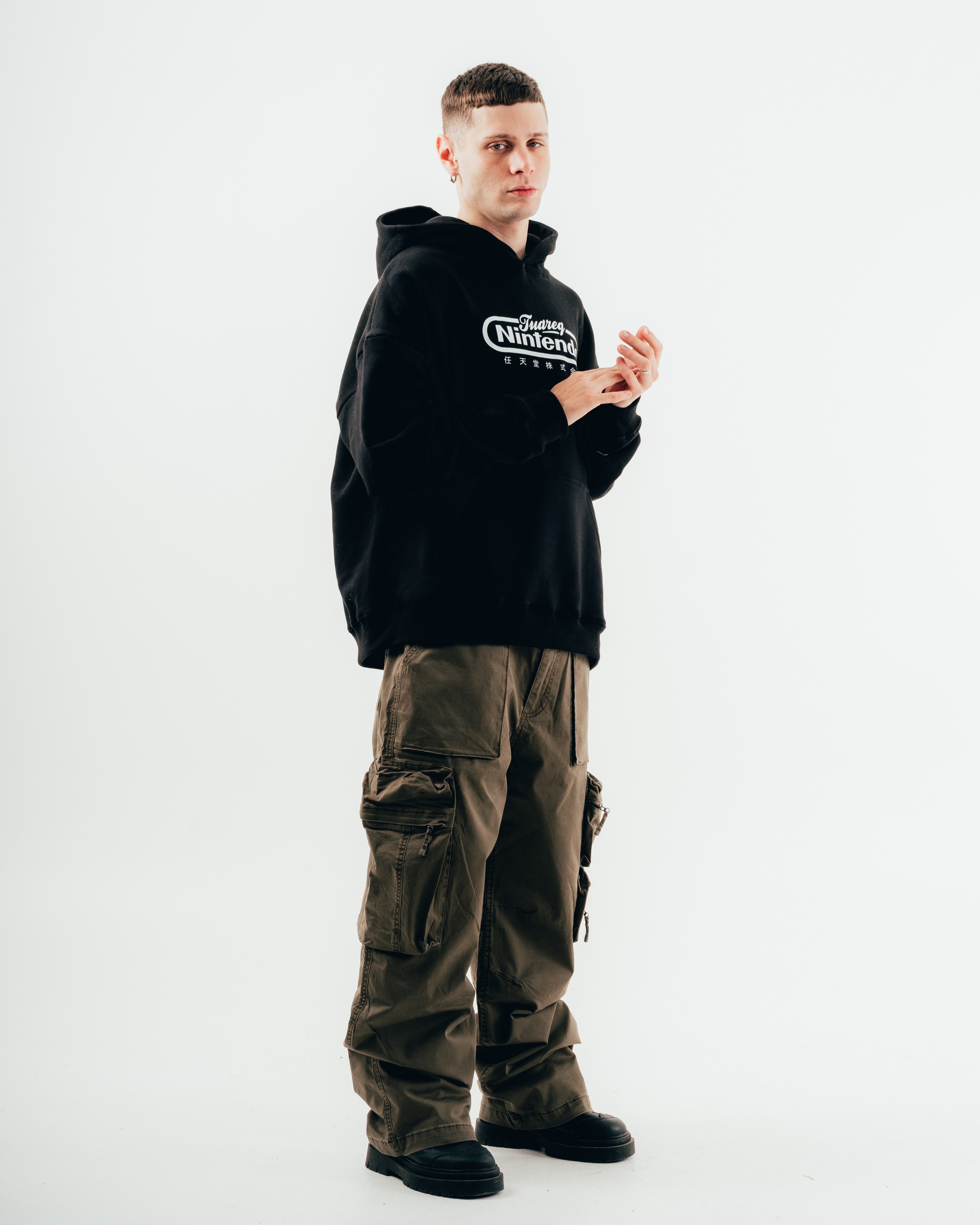 HOODIE [ NINTENDO ] WORLD BLACK