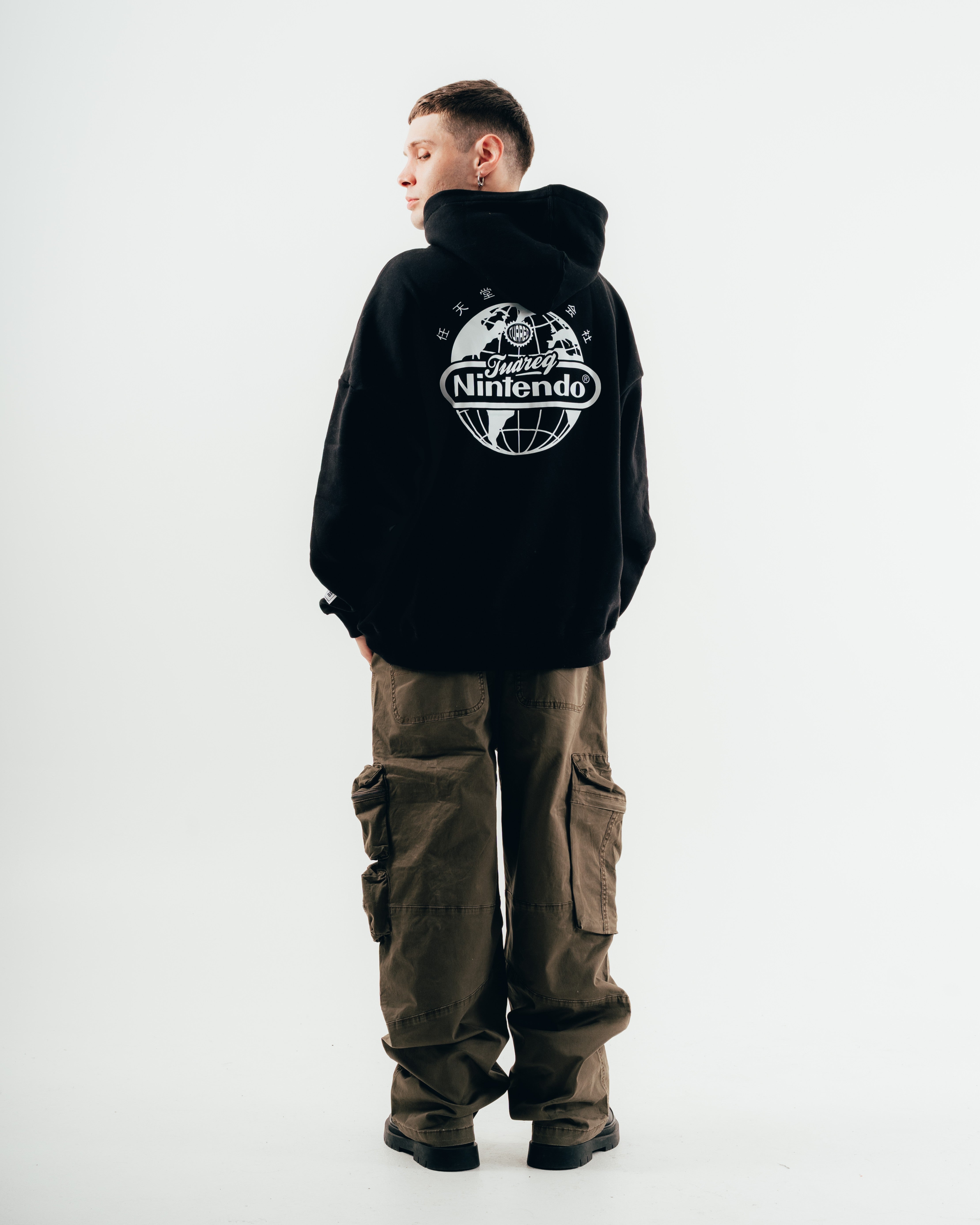 HOODIE [ NINTENDO ] WORLD BLACK