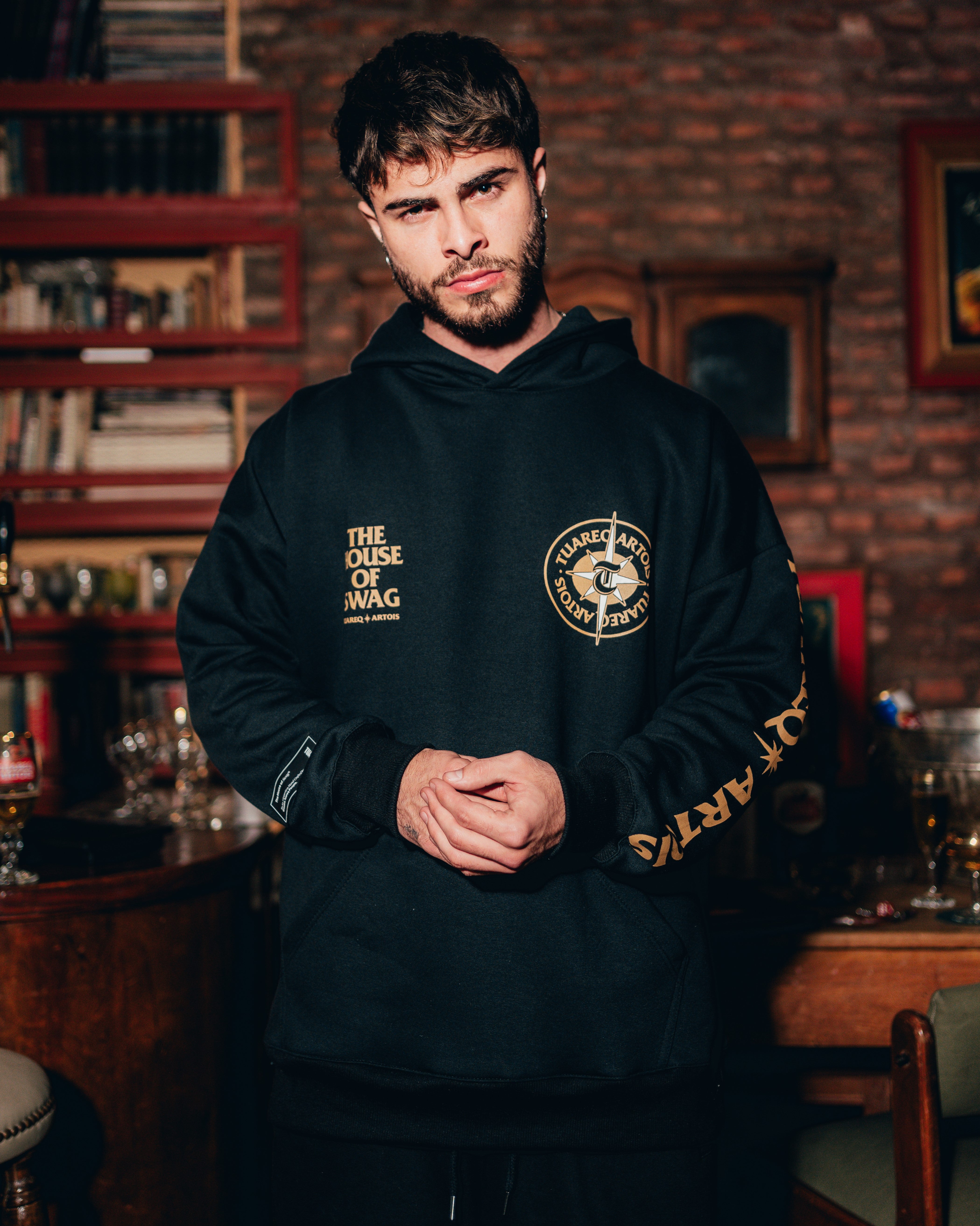 HOODIE PESADO [ STELLA ARTOIS ] BLACK & GOLD