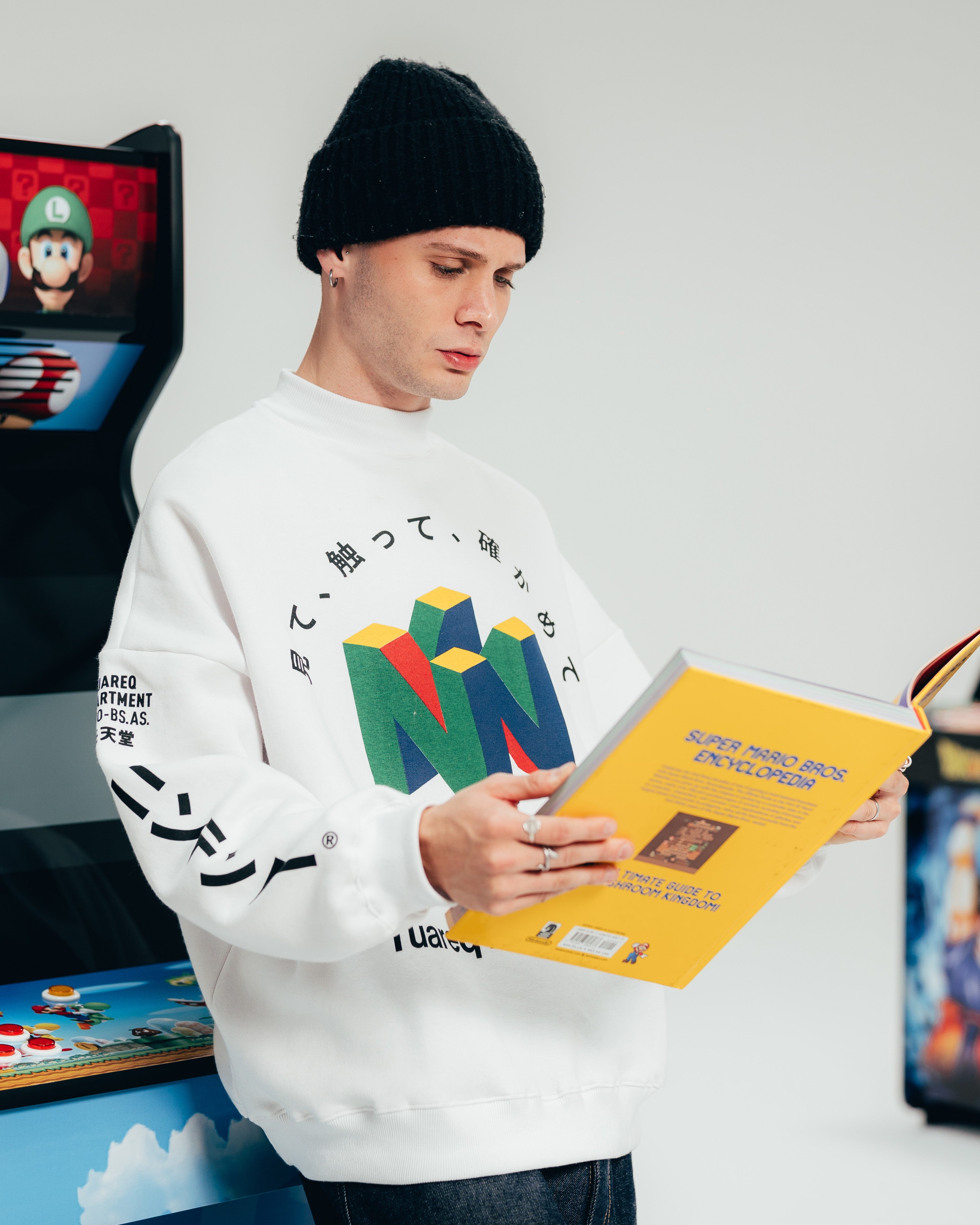 CREWNECK [ NINTENDO ] 64 WHITE