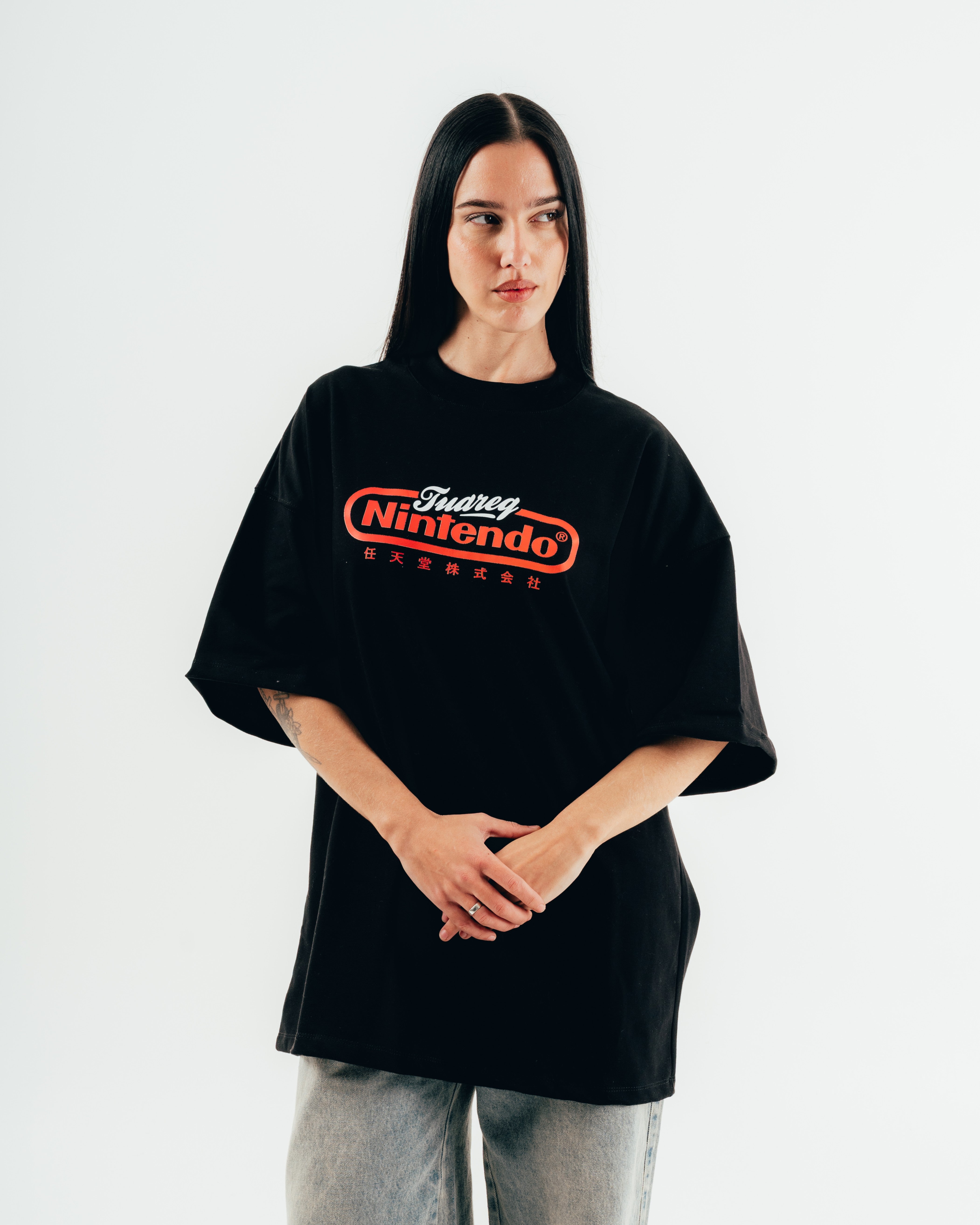 REMERA OVERSIZED [ NINTENDO ] CLUB BLACK