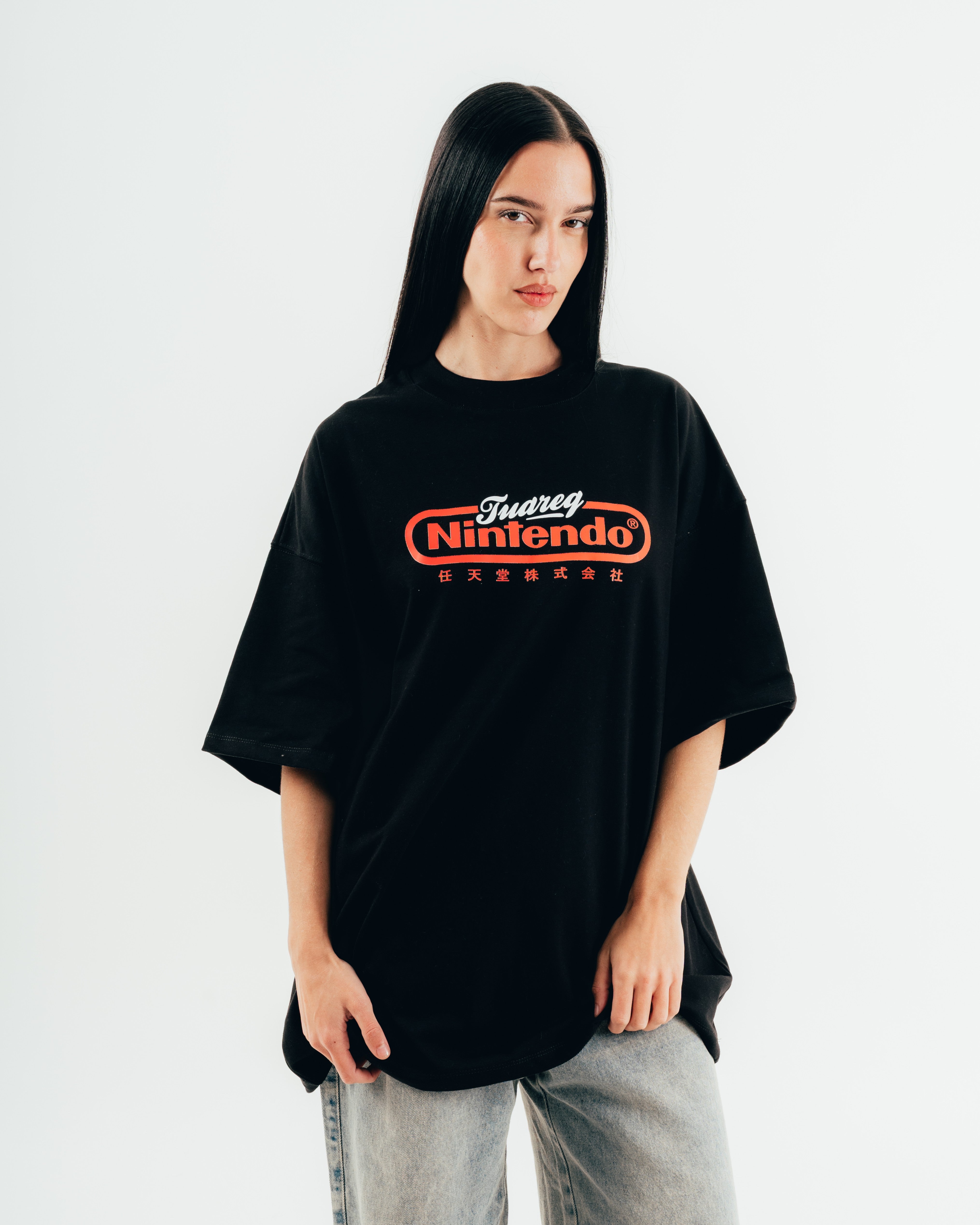 REMERA OVERSIZED [ NINTENDO ] CLUB BLACK