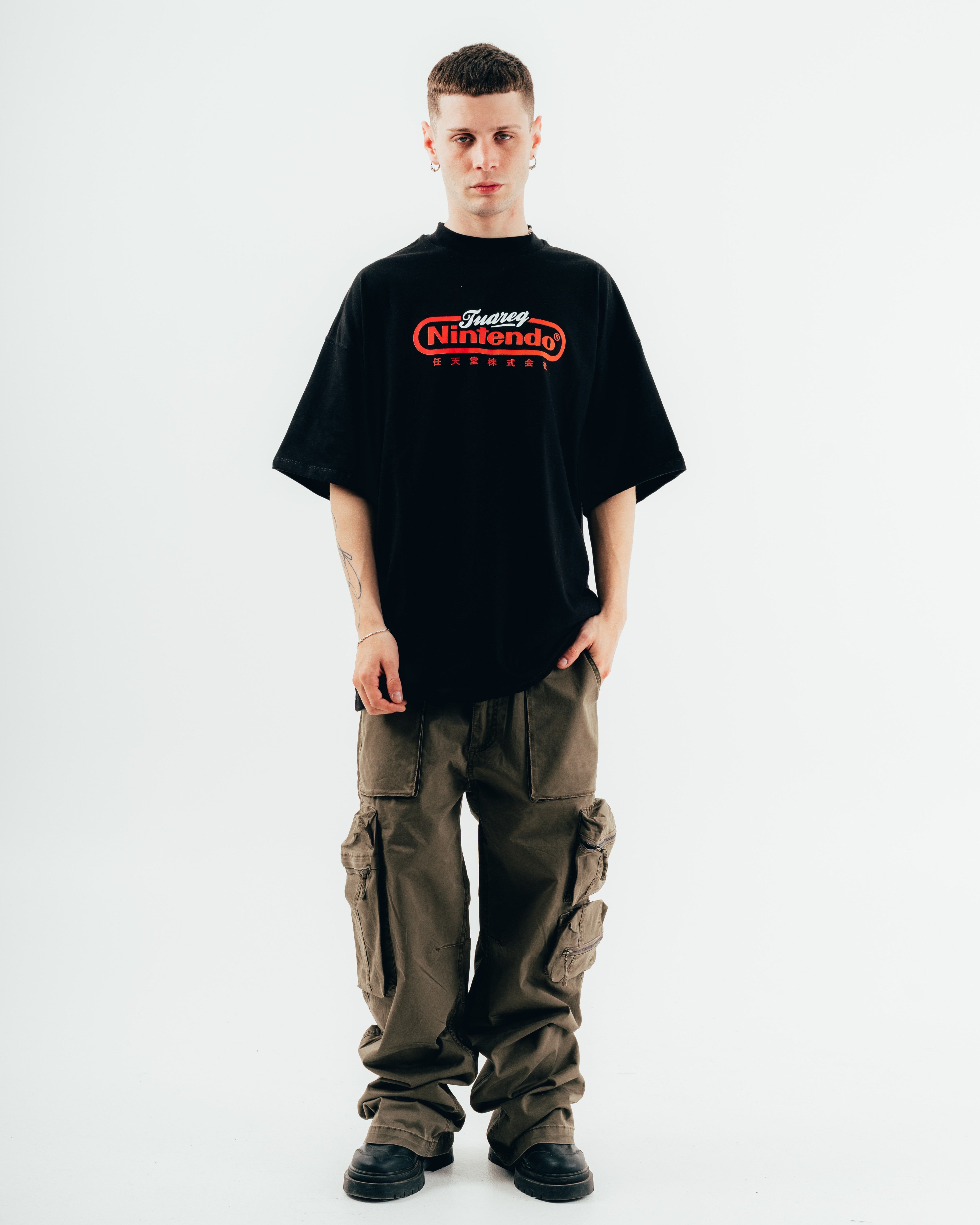 REMERA OVERSIZED [ NINTENDO ] CLUB BLACK