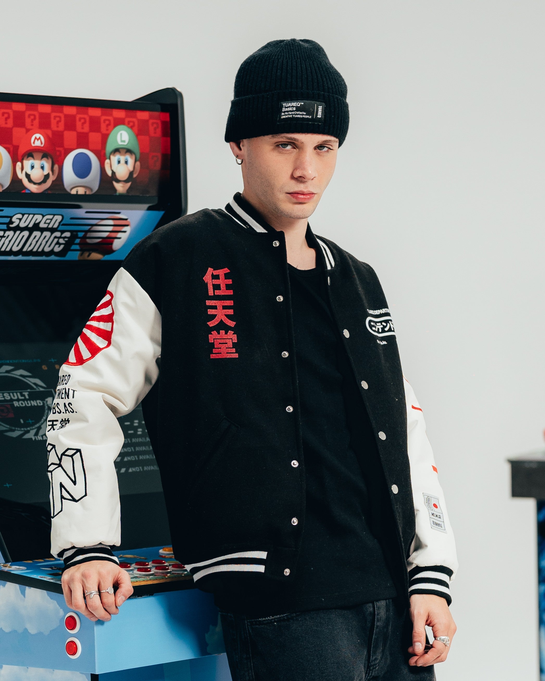 CAMPERA VARSITY [ NINTENDO ] JAPANESE