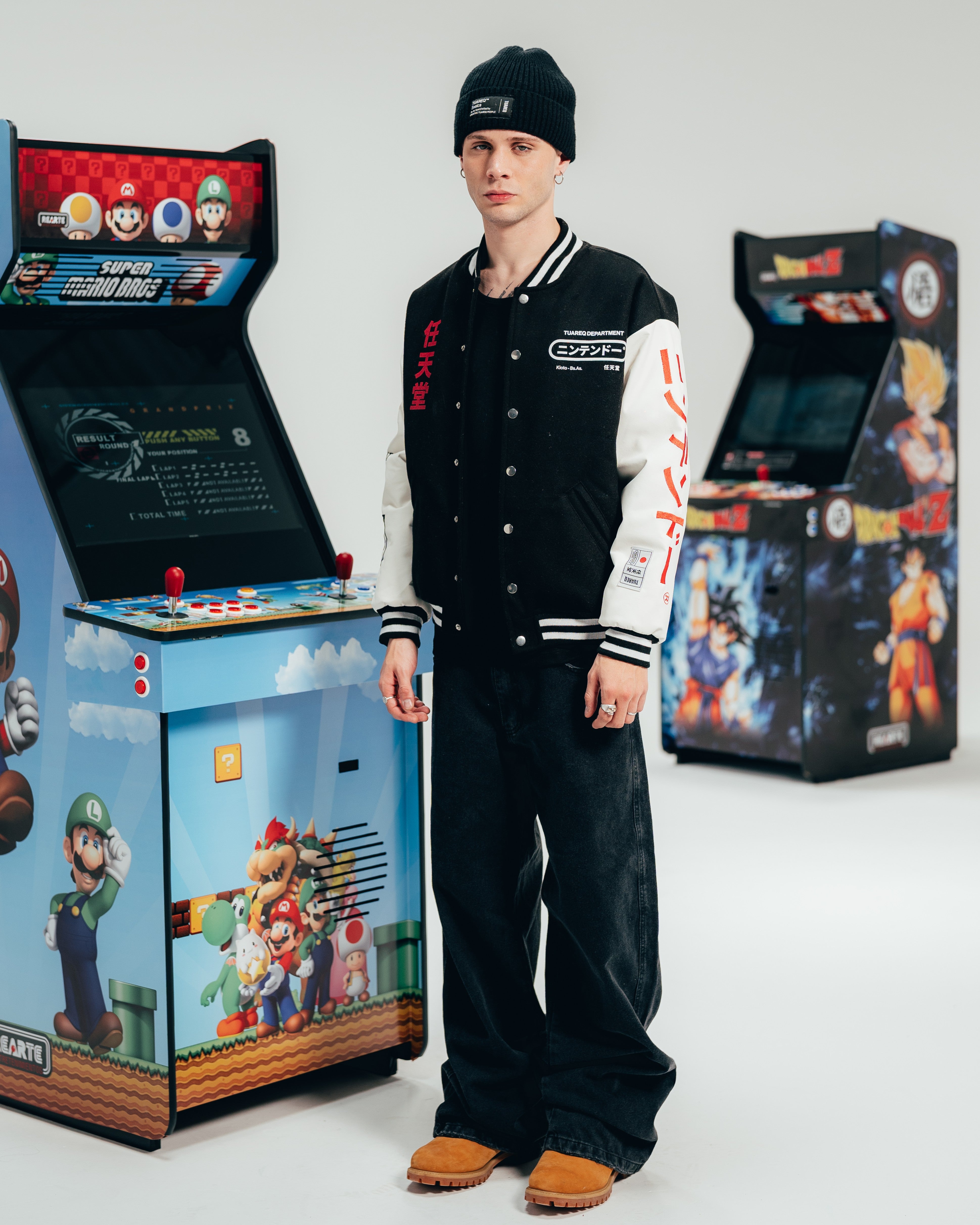 CAMPERA VARSITY [ NINTENDO ] JAPANESE