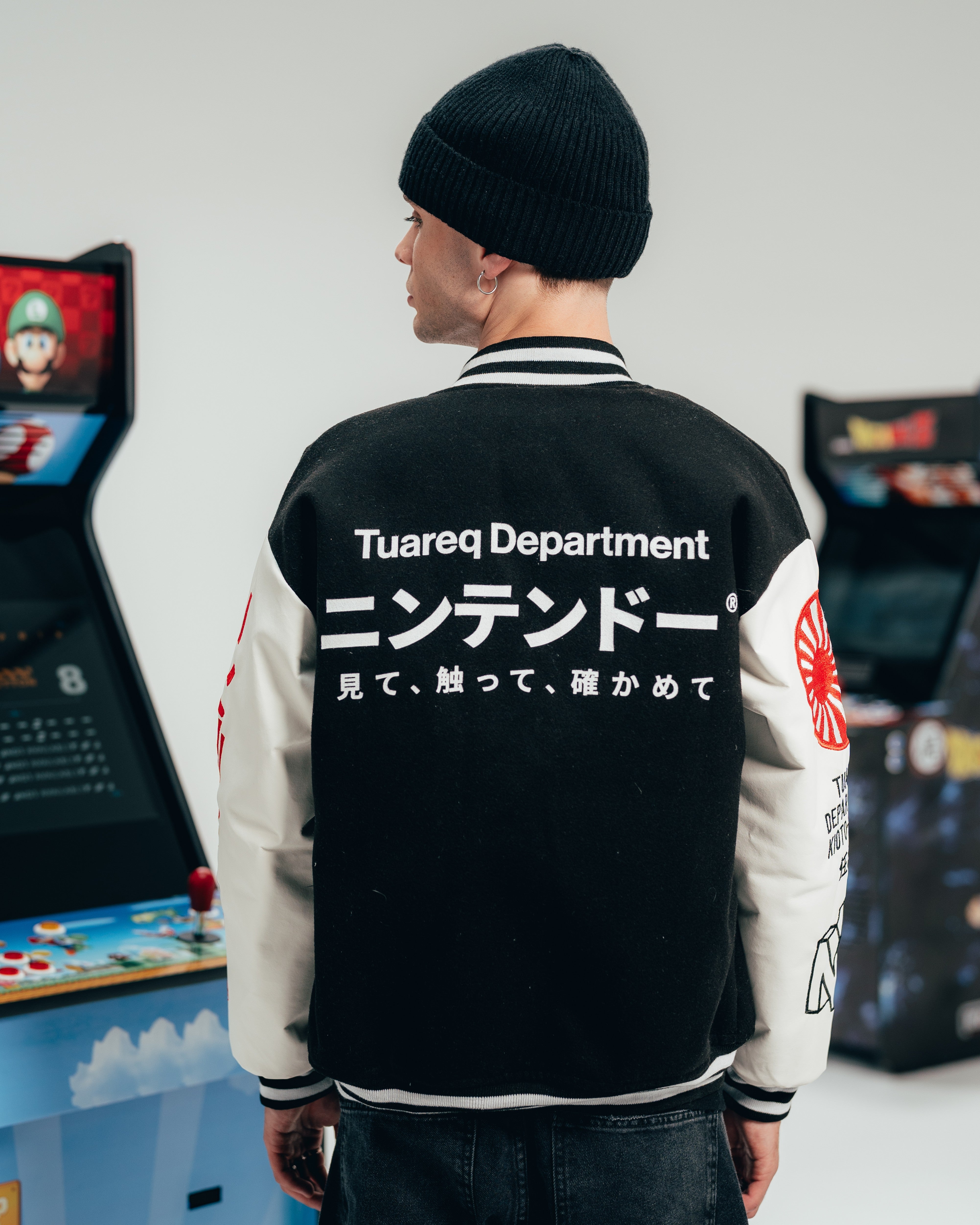 CAMPERA VARSITY [ NINTENDO ] JAPANESE