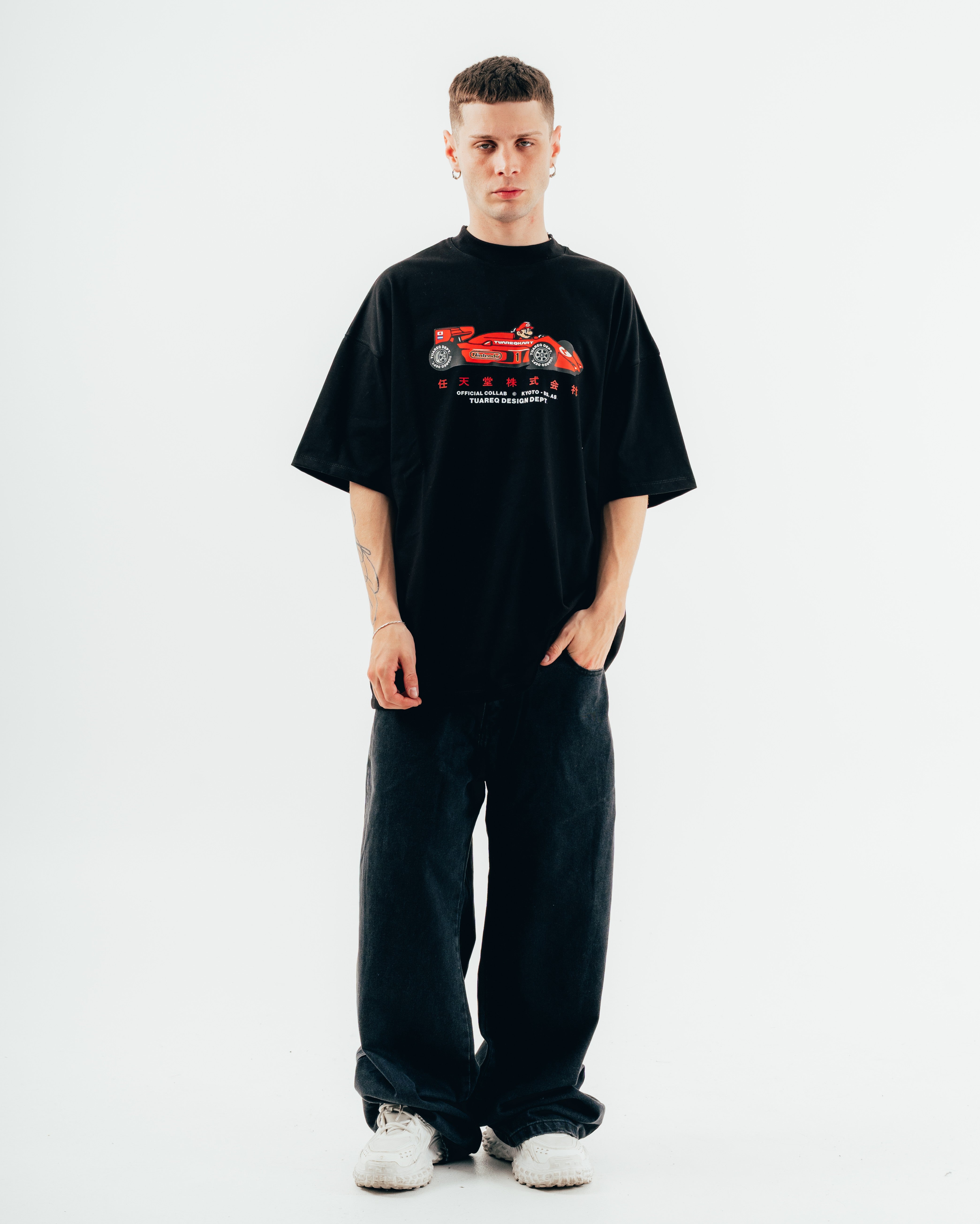 REMERA OVERSIZED [ NINTENDO ] MARIO KART BLACK