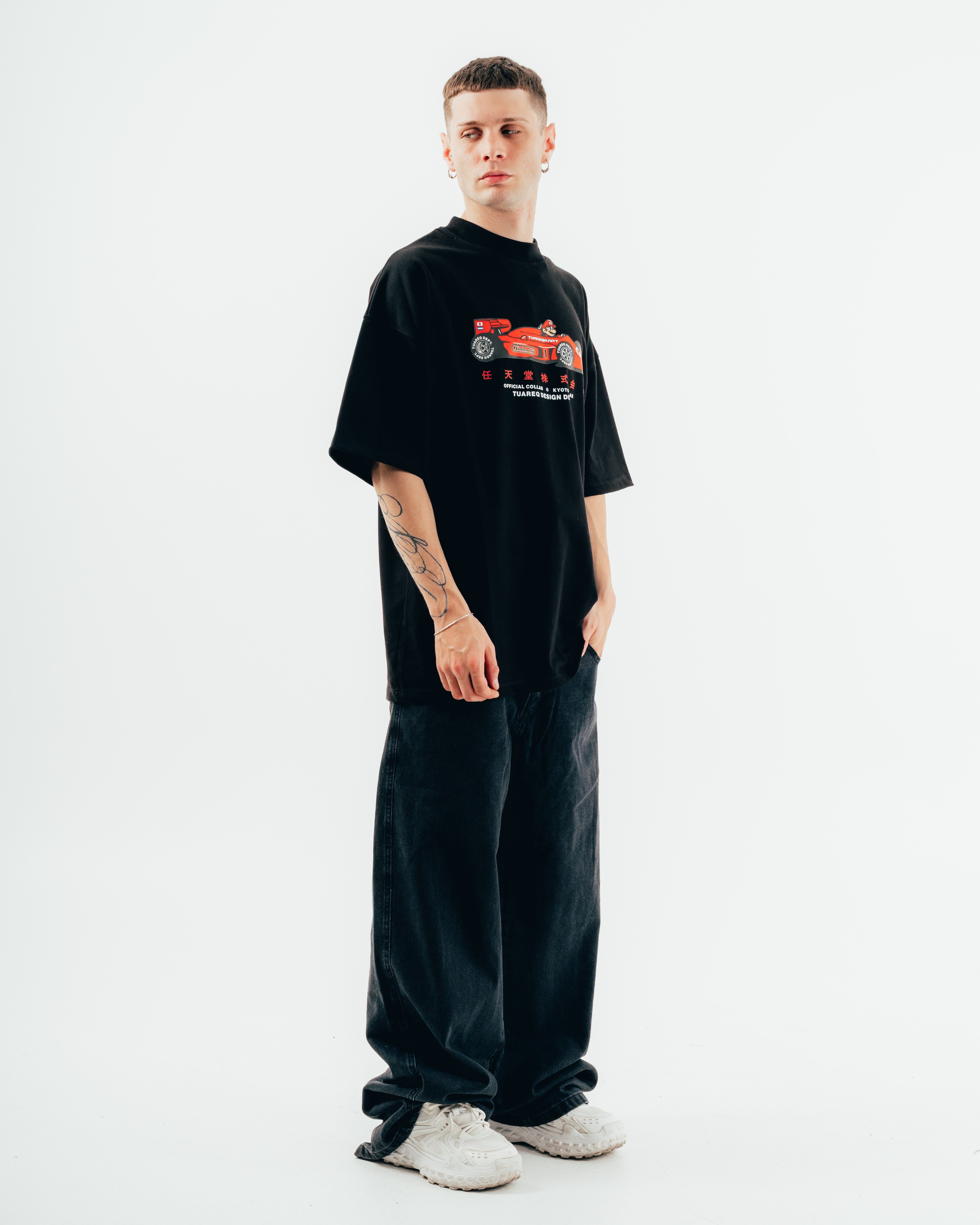 REMERA OVERSIZED [ NINTENDO ] MARIO KART BLACK