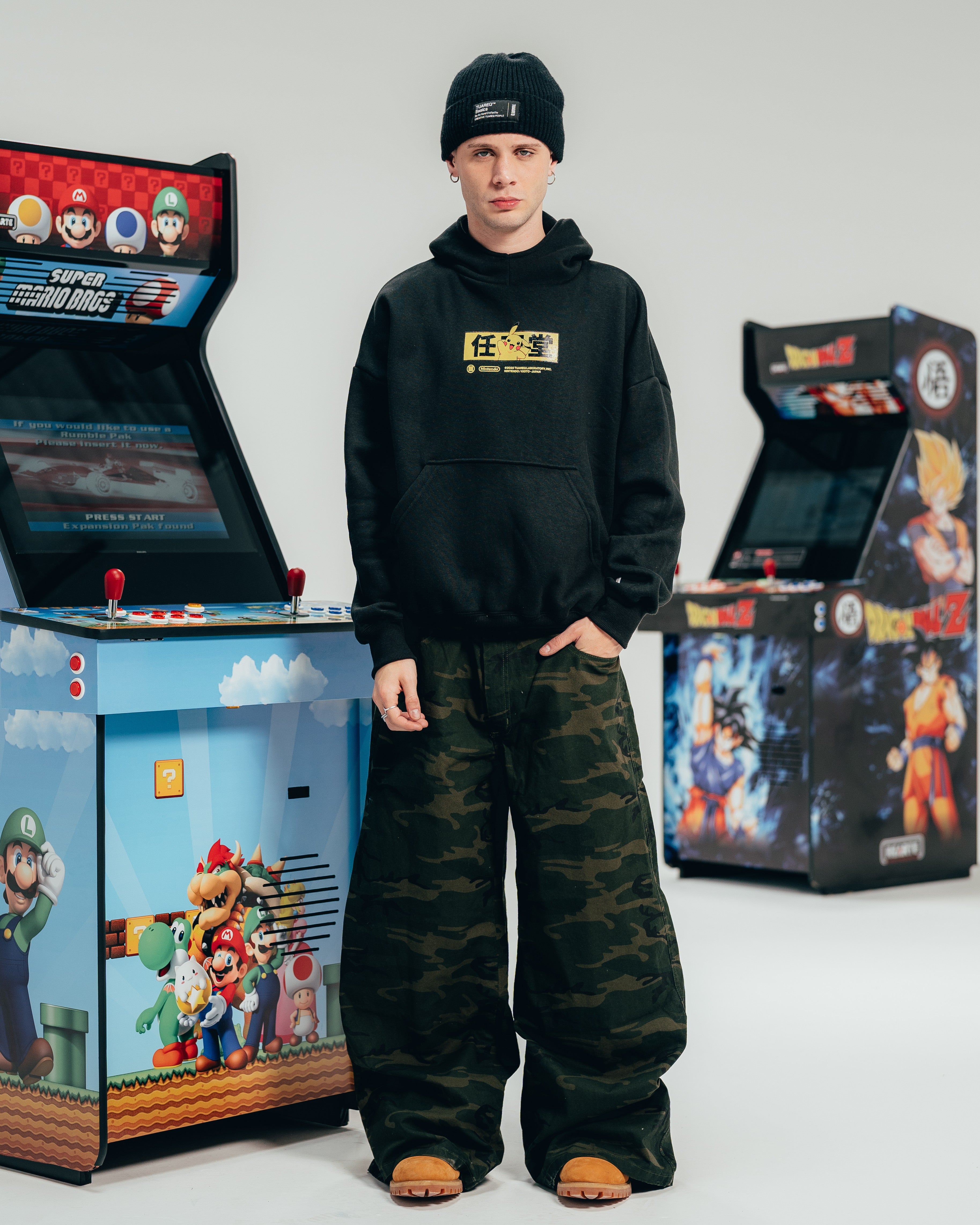 HOODIE EXTRAHEAVY [ NINTENDO ] PIKACHU BLACK