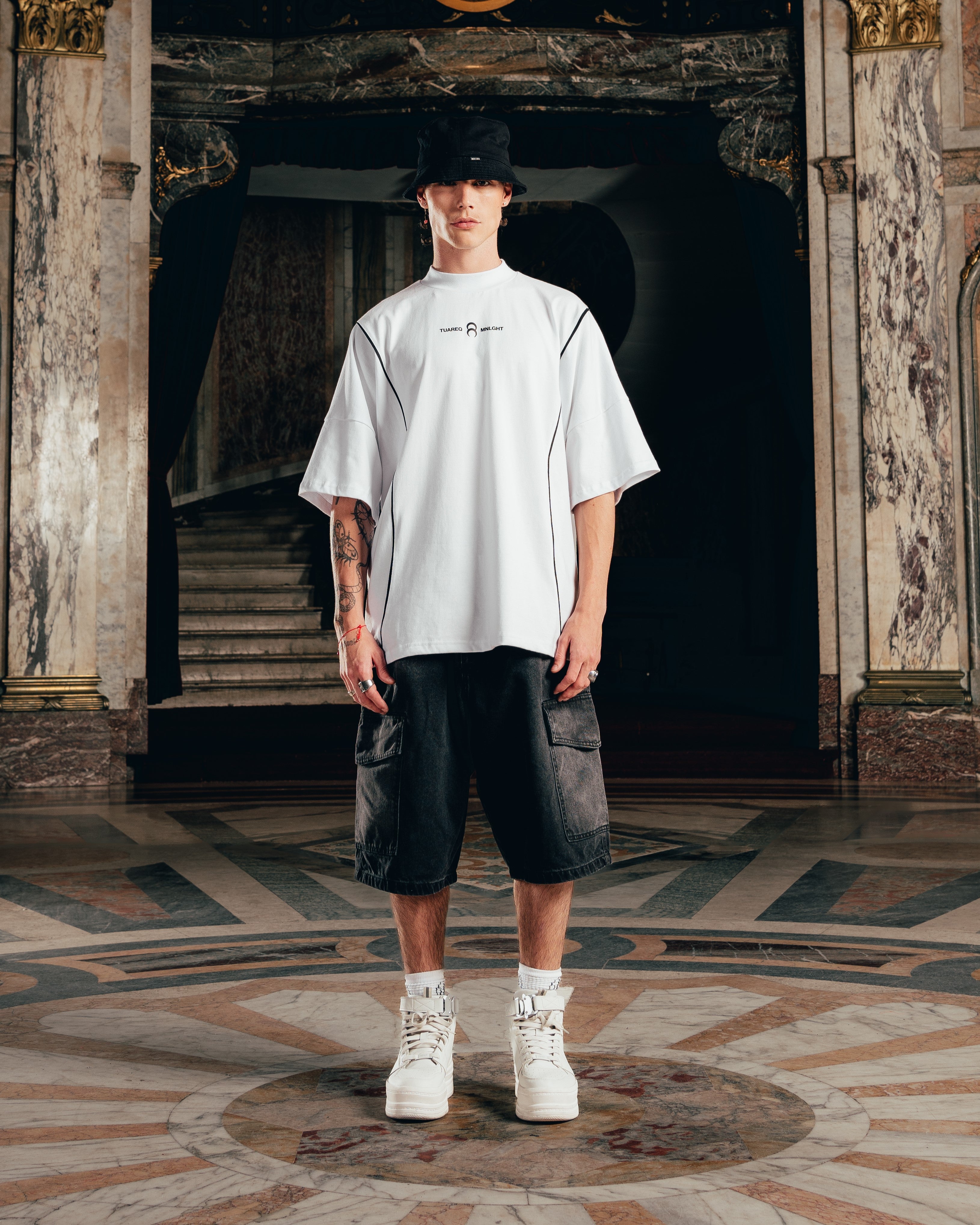 REMERA OVERSIZED [ RELIEVE ] WHITE