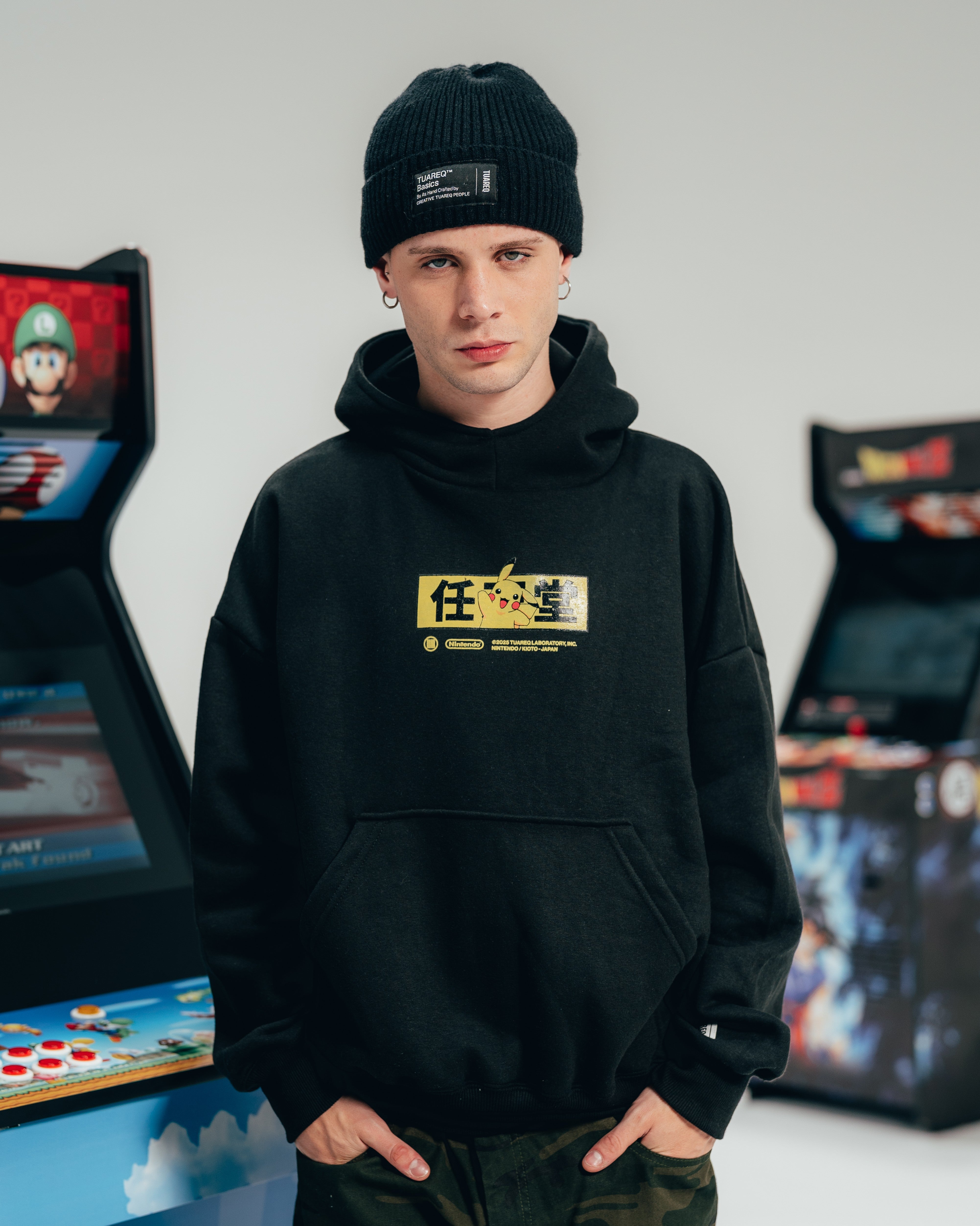 HOODIE EXTRAHEAVY [ NINTENDO ] PIKACHU BLACK