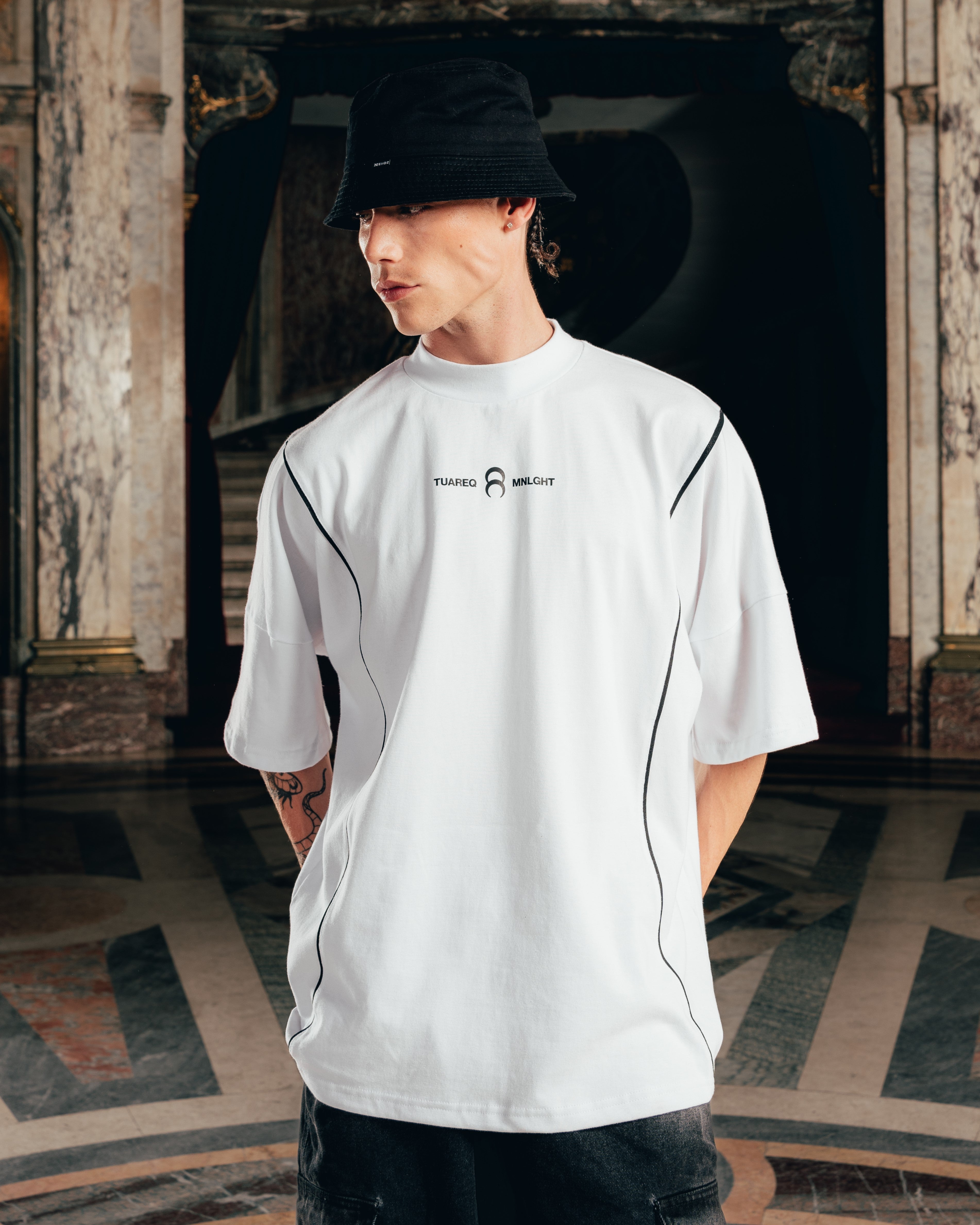 REMERA OVERSIZED [ RELIEVE ] WHITE