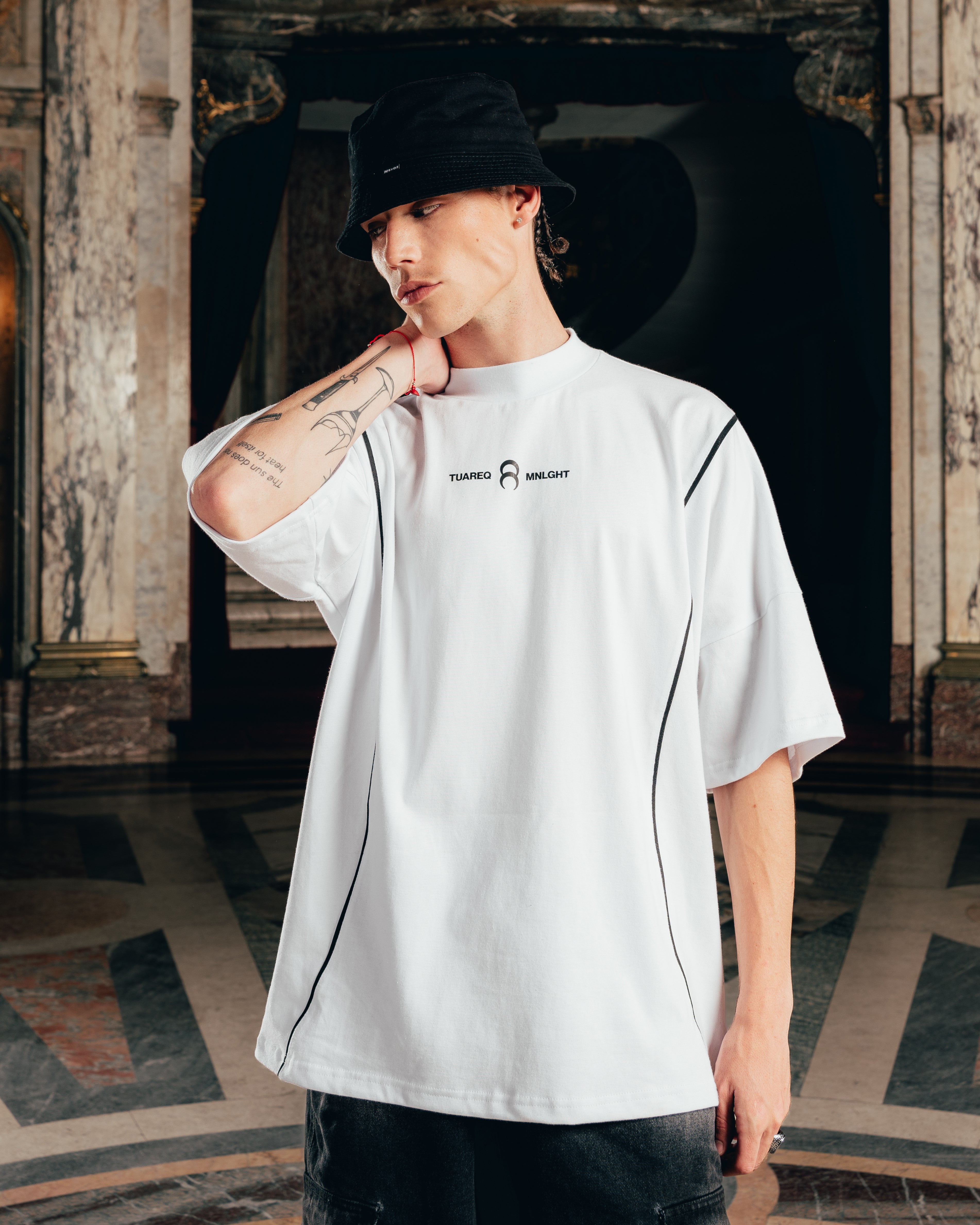 REMERA OVERSIZED [ RELIEVE ] WHITE