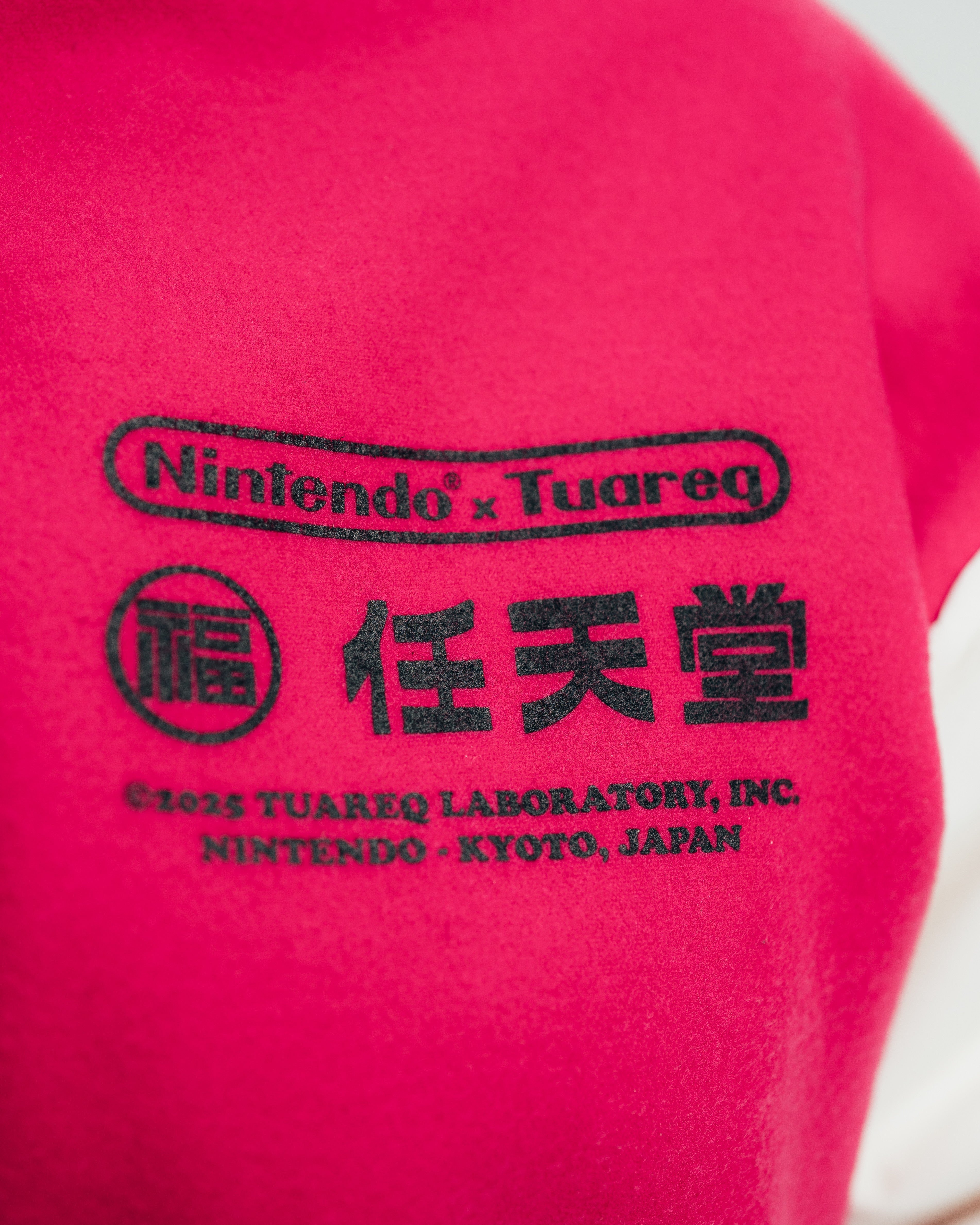 CAMPERA VARSITY [ NINTENDO ] KIRBY