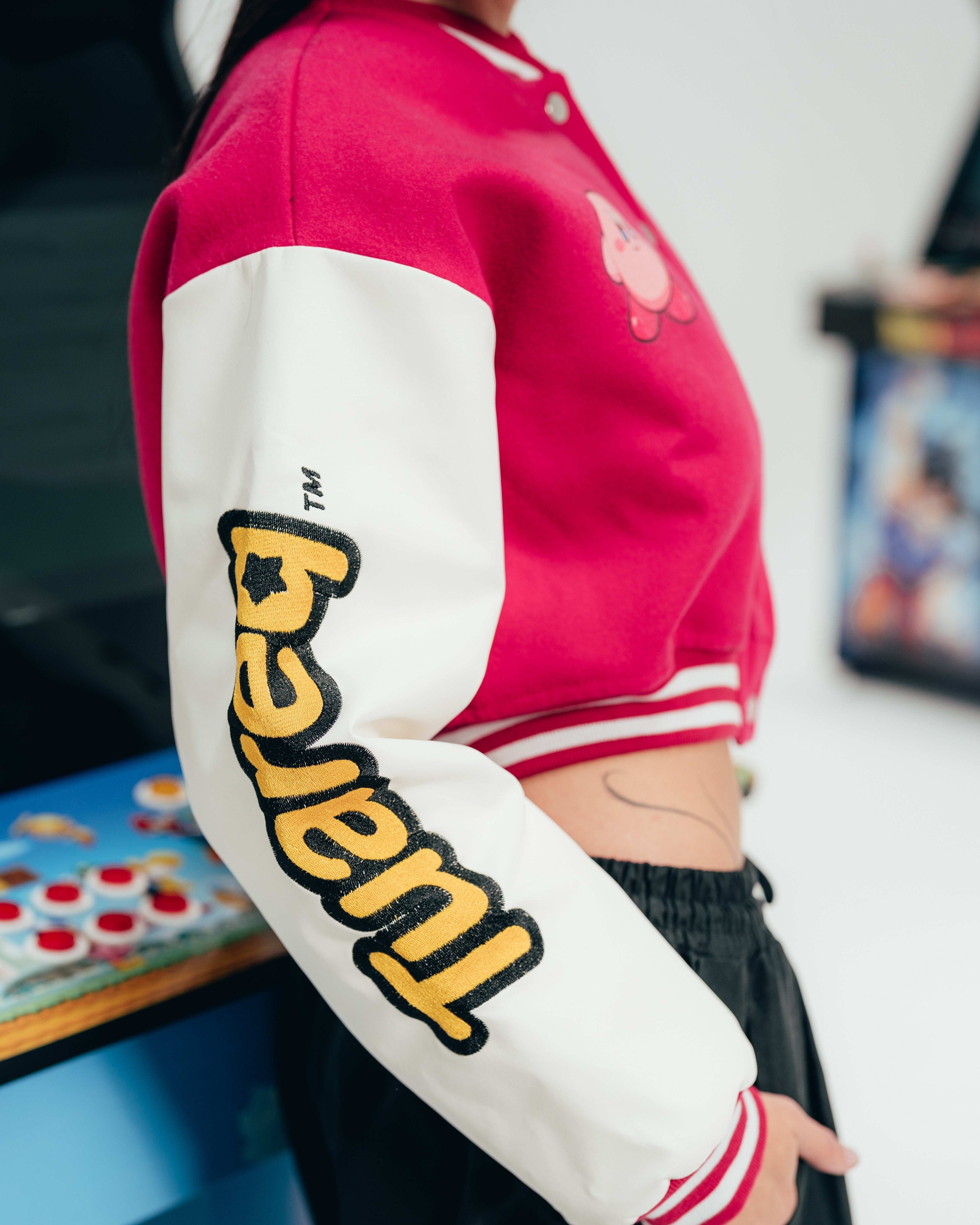 CAMPERA VARSITY [ NINTENDO ] KIRBY