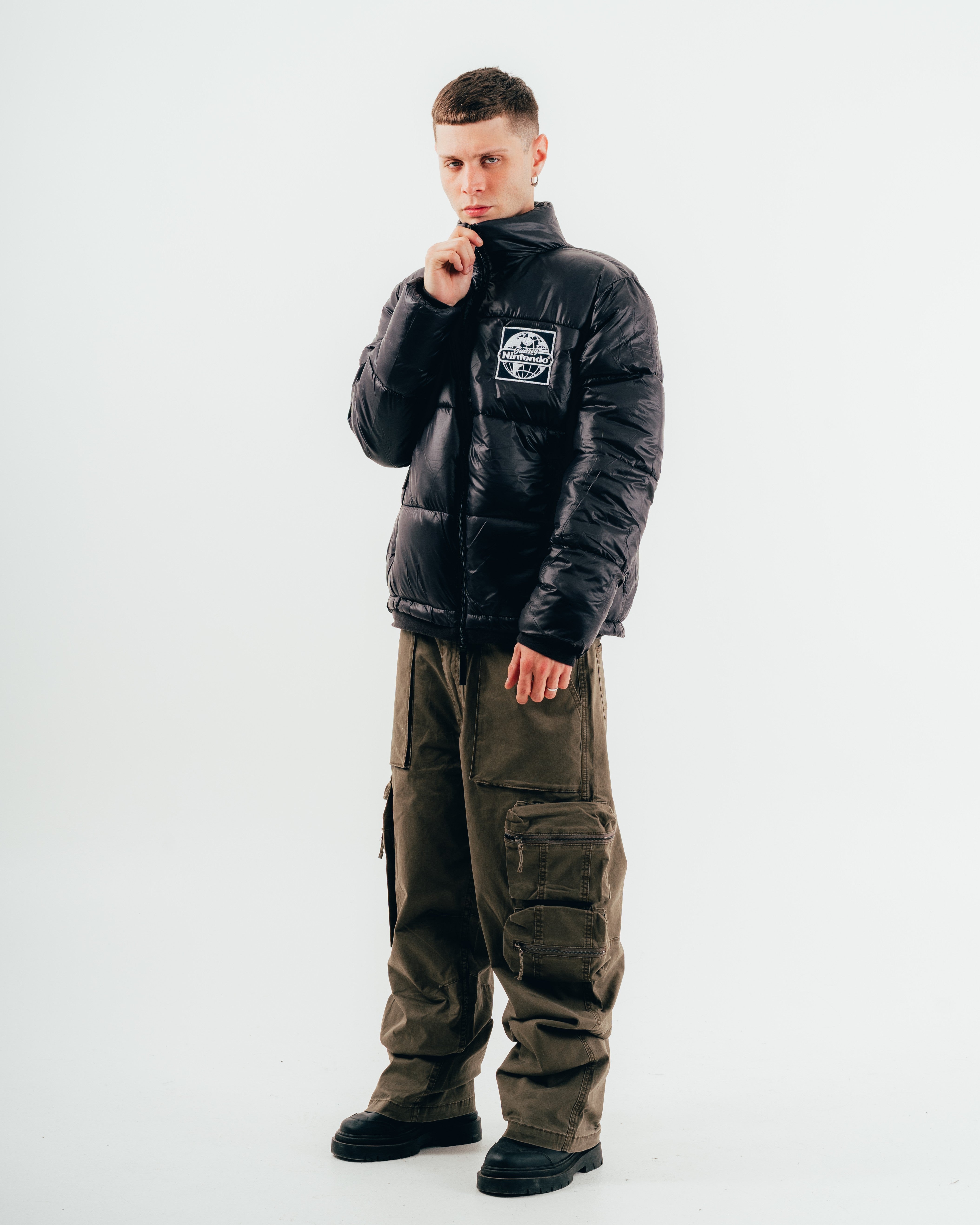 CAMPERA PUFFER [ NINTENDO  ] WORLD BLACK