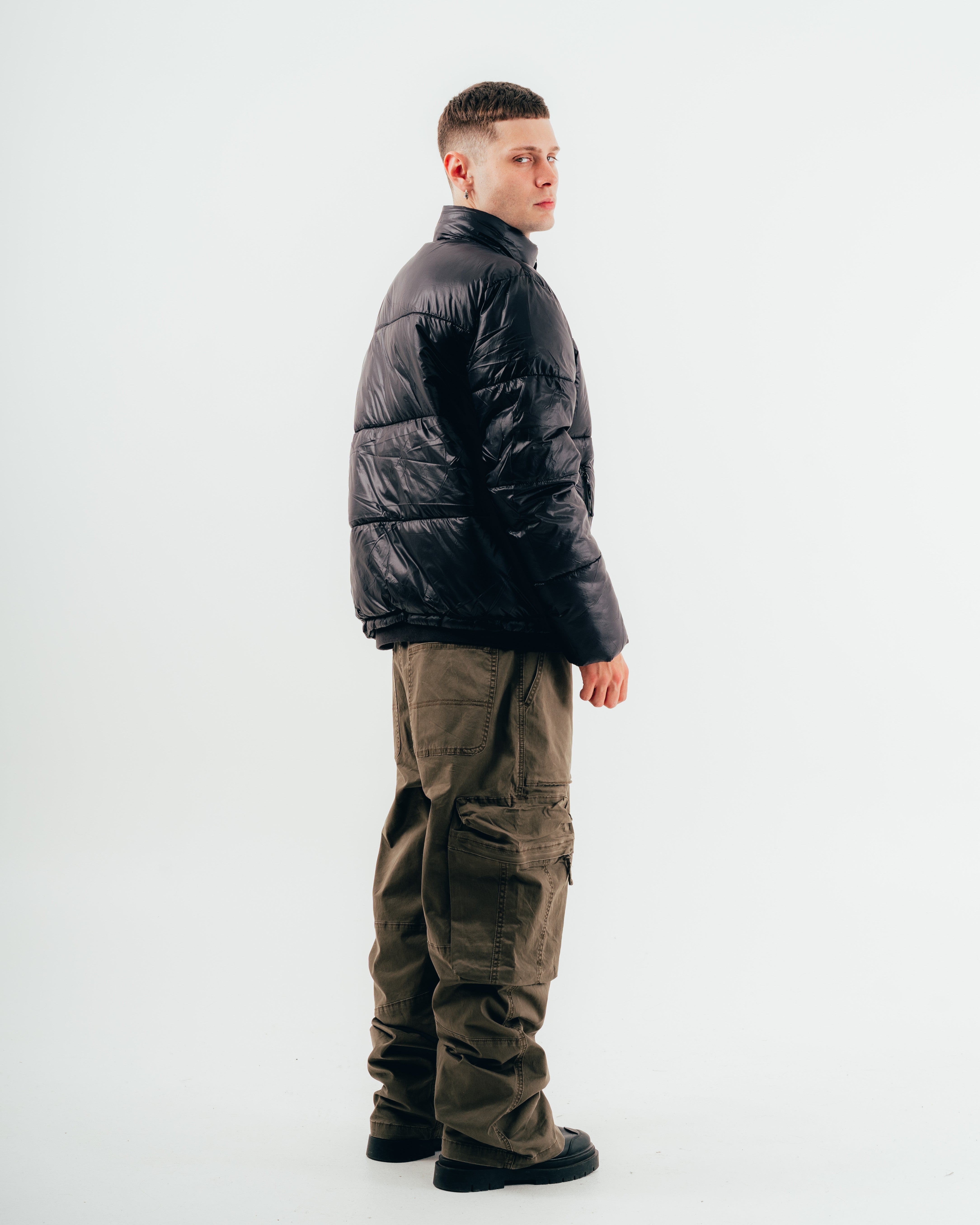 CAMPERA PUFFER [ NINTENDO  ] WORLD BLACK
