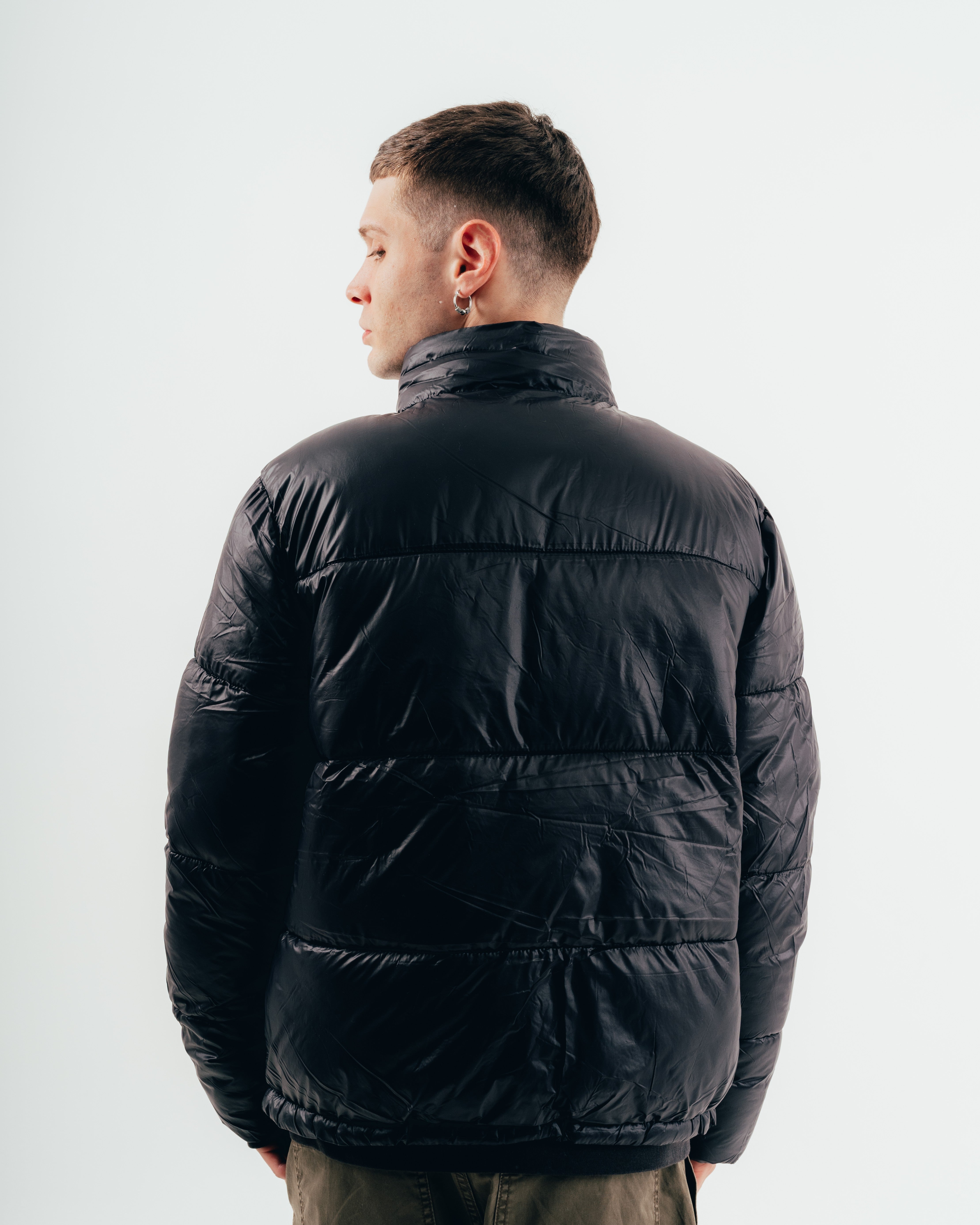 CAMPERA PUFFER [ NINTENDO  ] WORLD BLACK