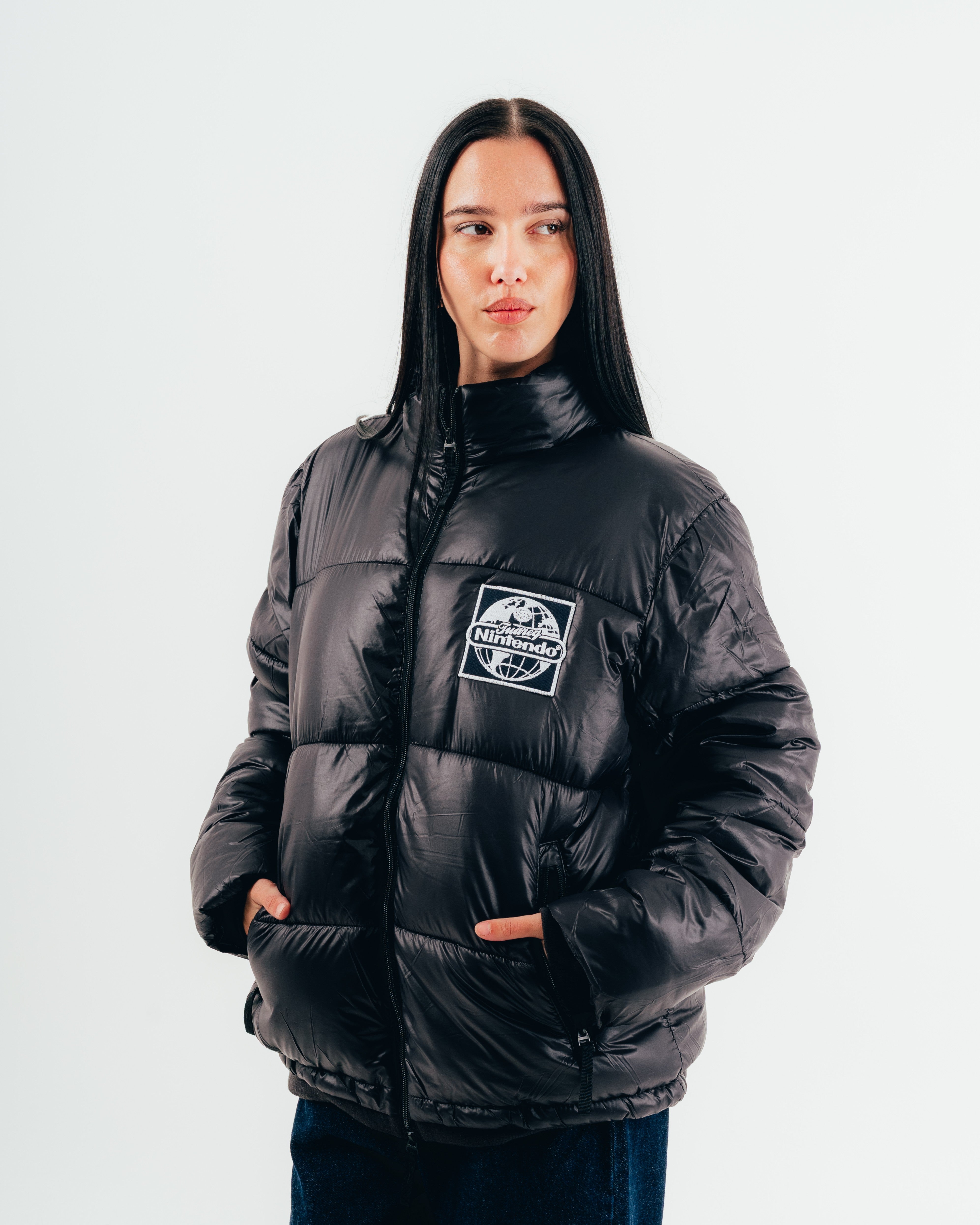 CAMPERA PUFFER [ NINTENDO  ] WORLD BLACK