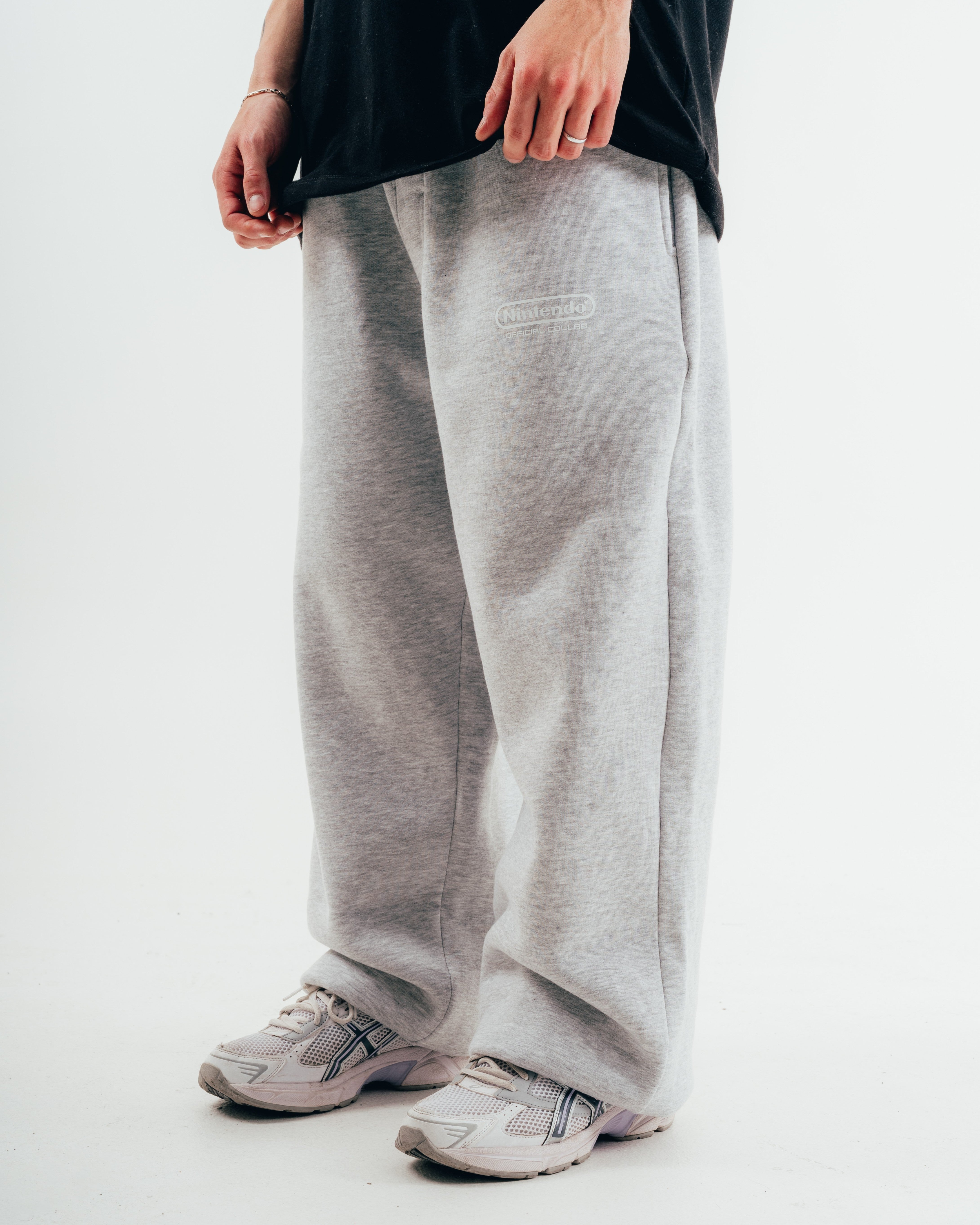 JOGGER FRIZADO [ NINTENDO ] CLUB GREY