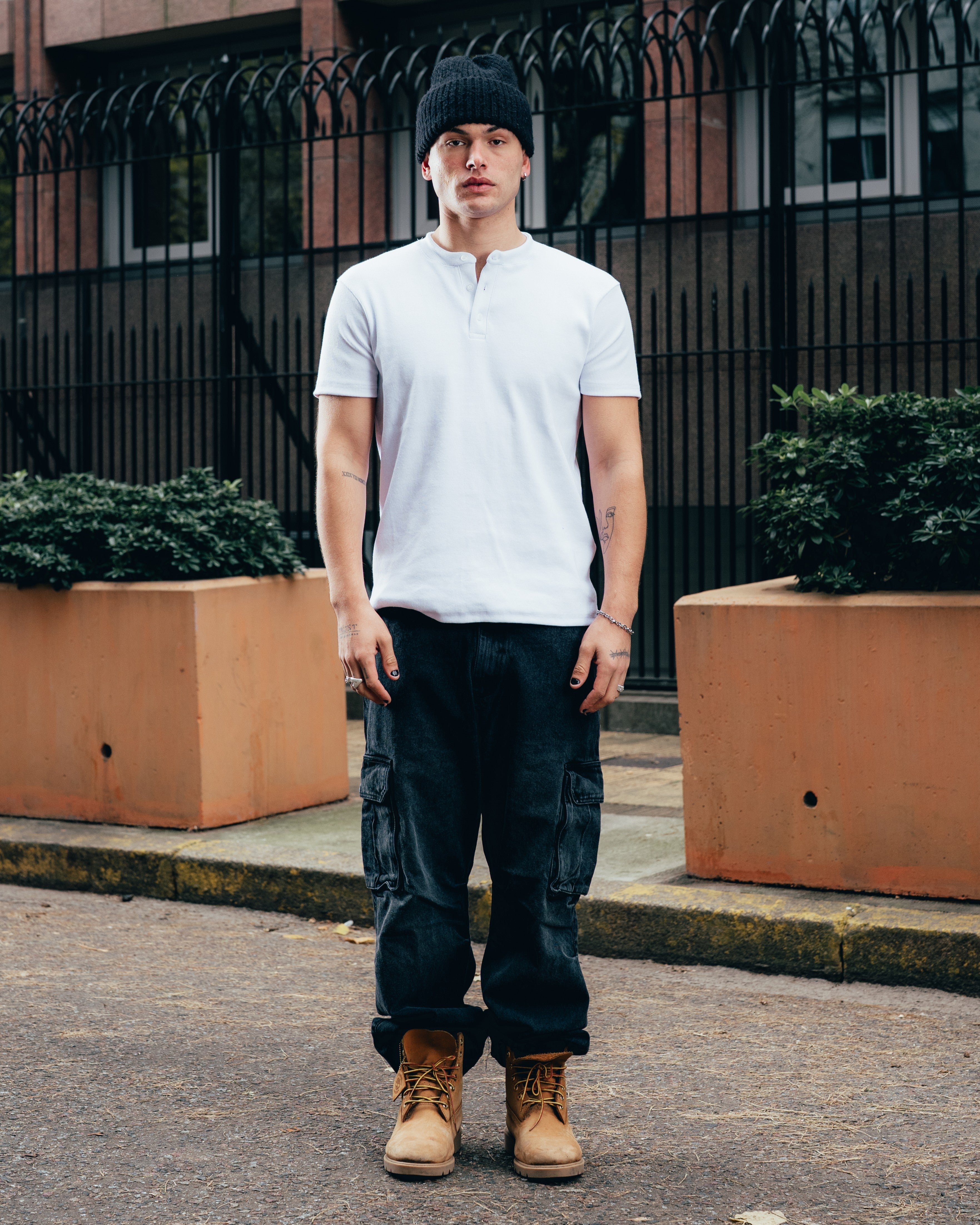 REMERA HENLEY [ PRIMARI ] WHITE