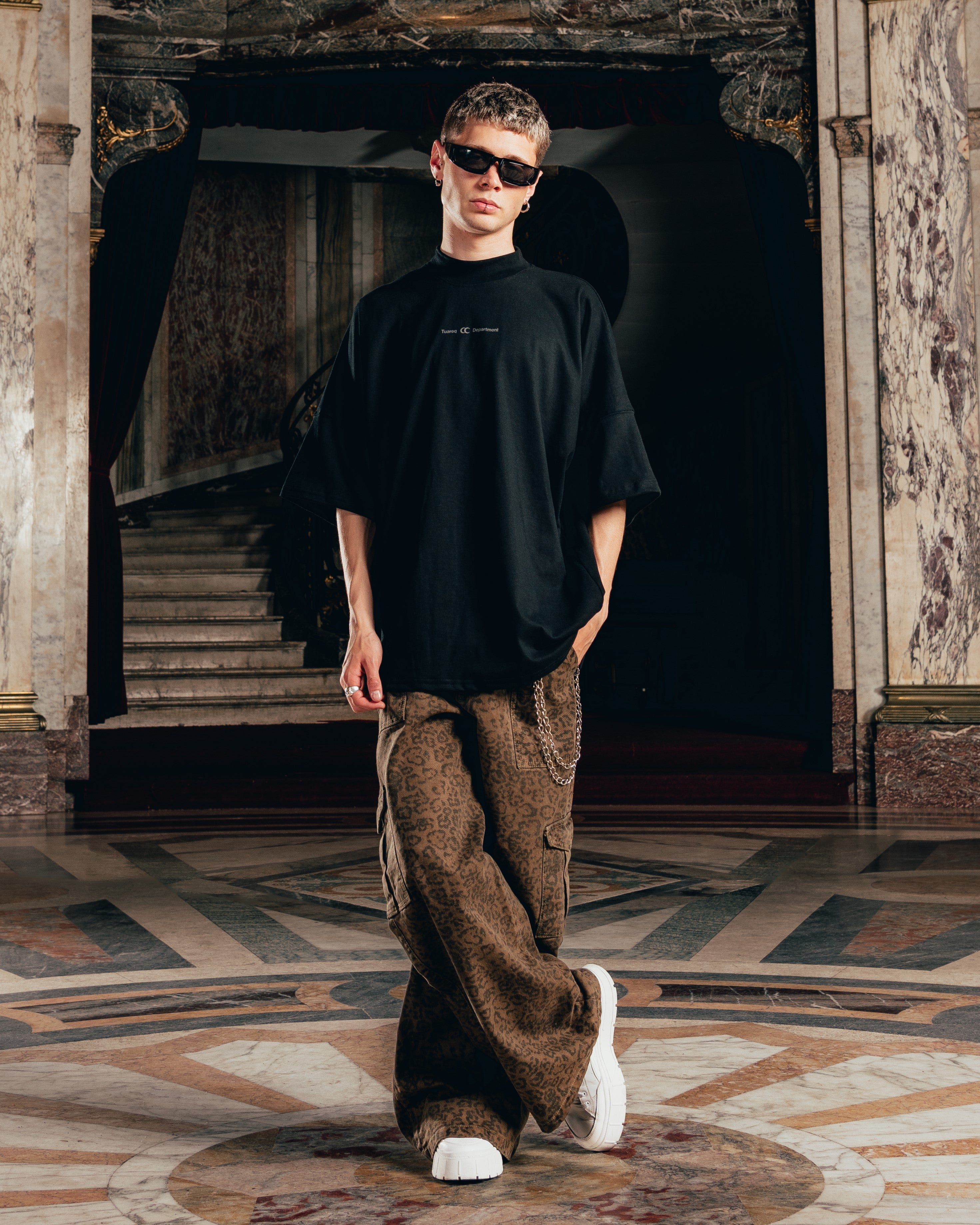 REMERA OVERSIZED [ PIXEL ] 2BLE BLACK