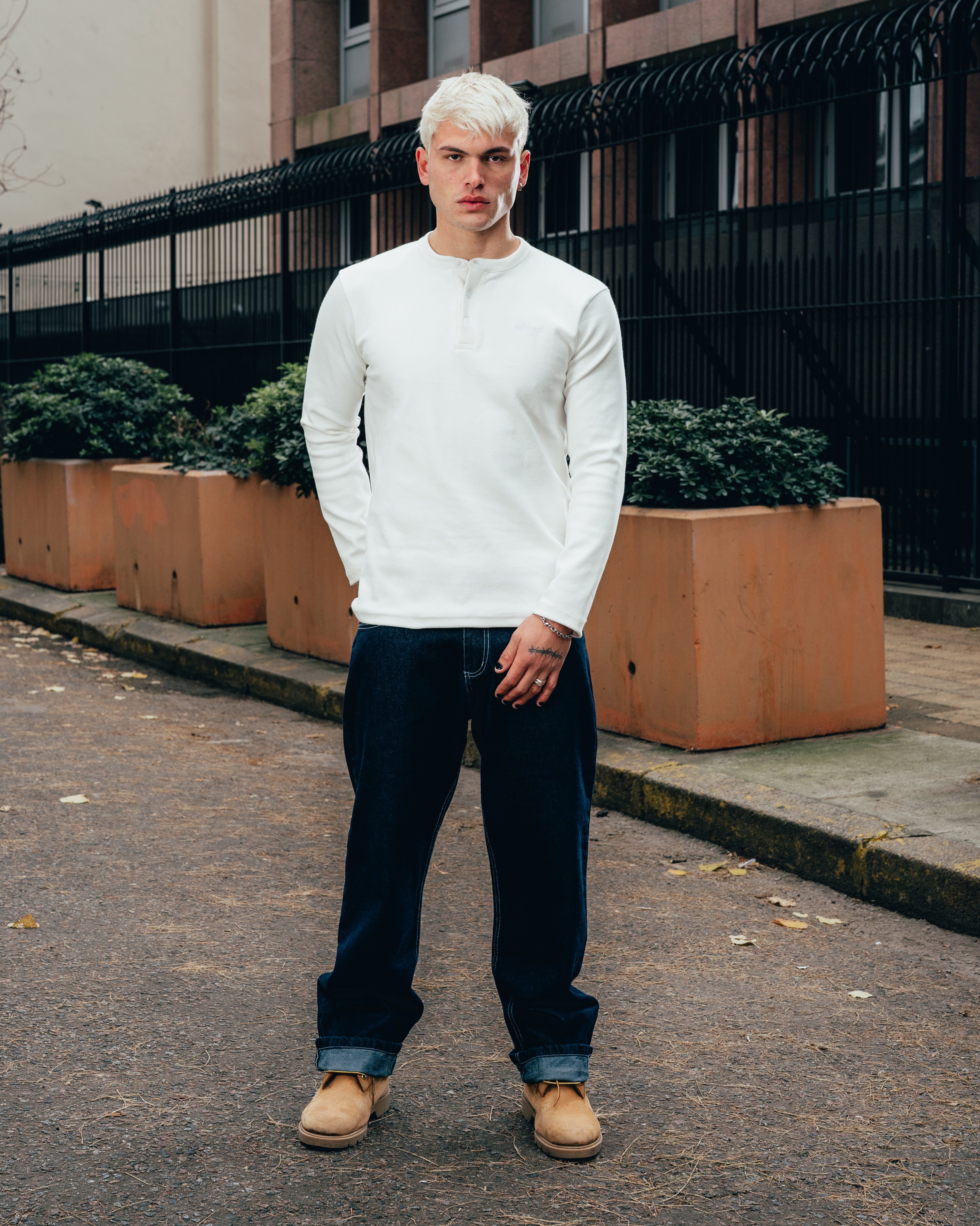 REMERA HENLEY MANGA LARGA [ PRIMARI ] WHITE