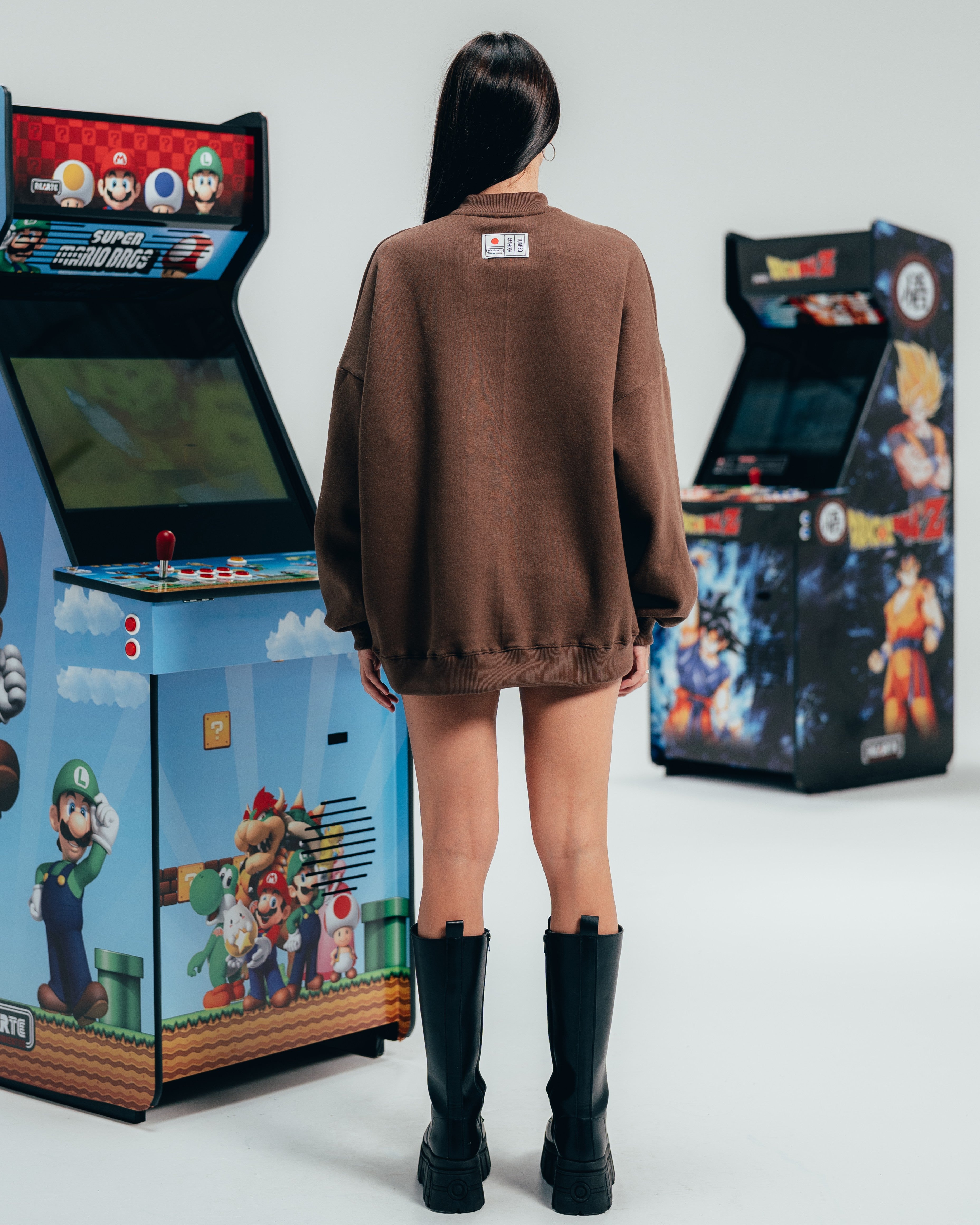 CREWNECK [ NINTENDO ] GOOMBA