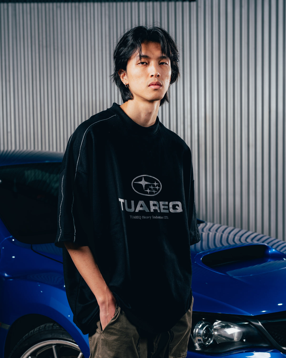 REMERA OVERSIZED [ SUBARU ] RELIEVE 2BLE BLACK