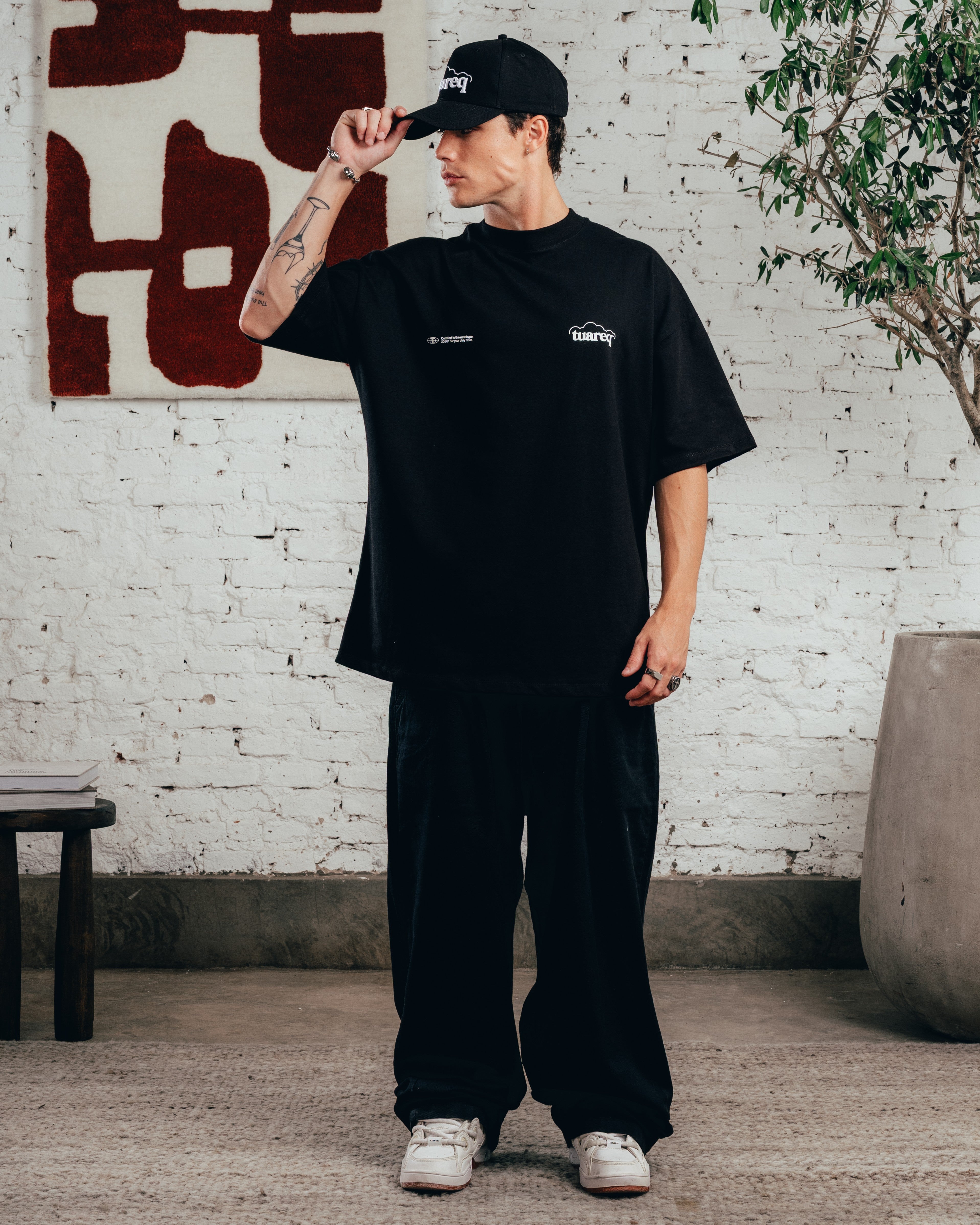 REMERA OVERSIZED [ COMFORT ] CLOUD BLACK