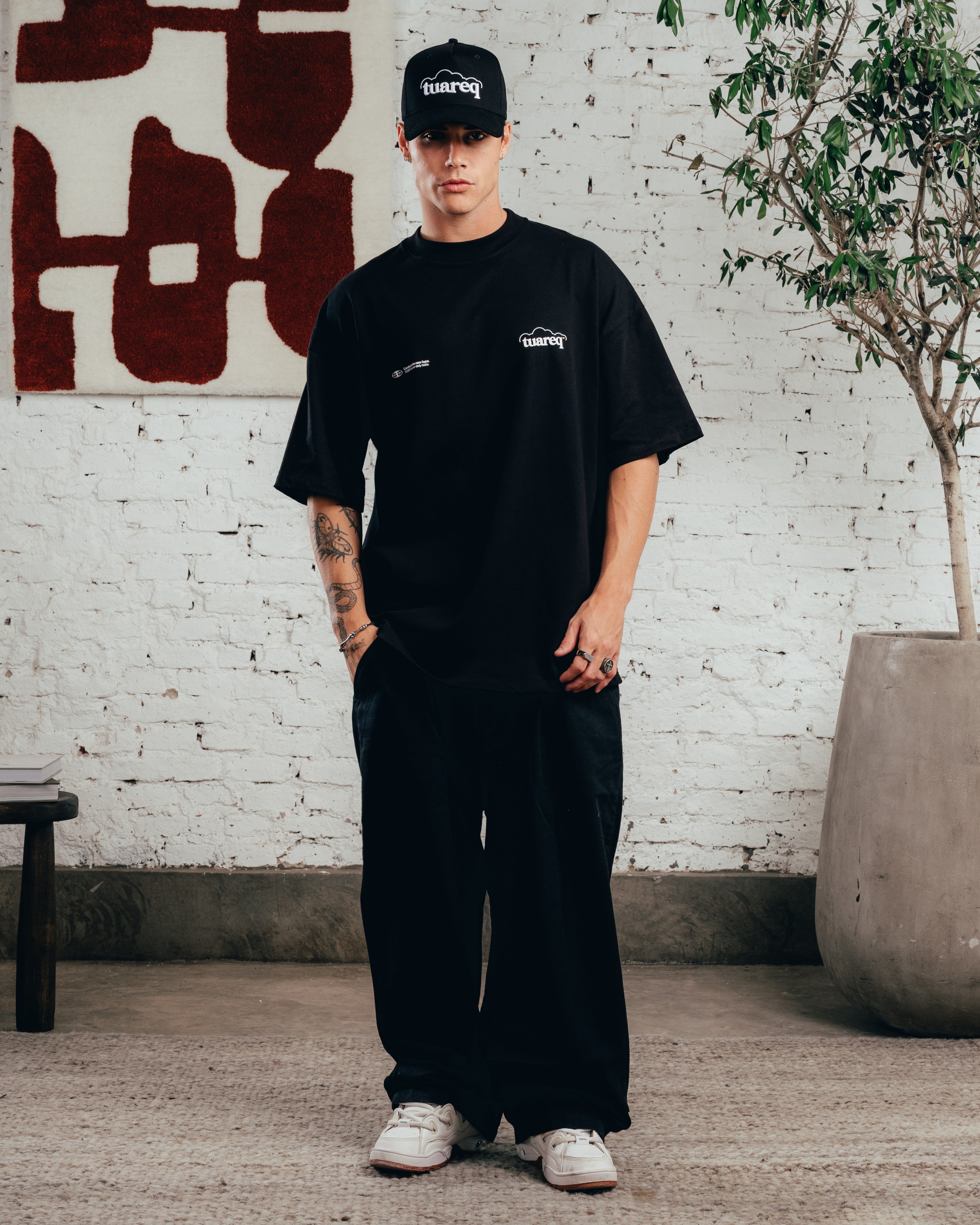 REMERA OVERSIZED [ COMFORT ] CLOUD BLACK