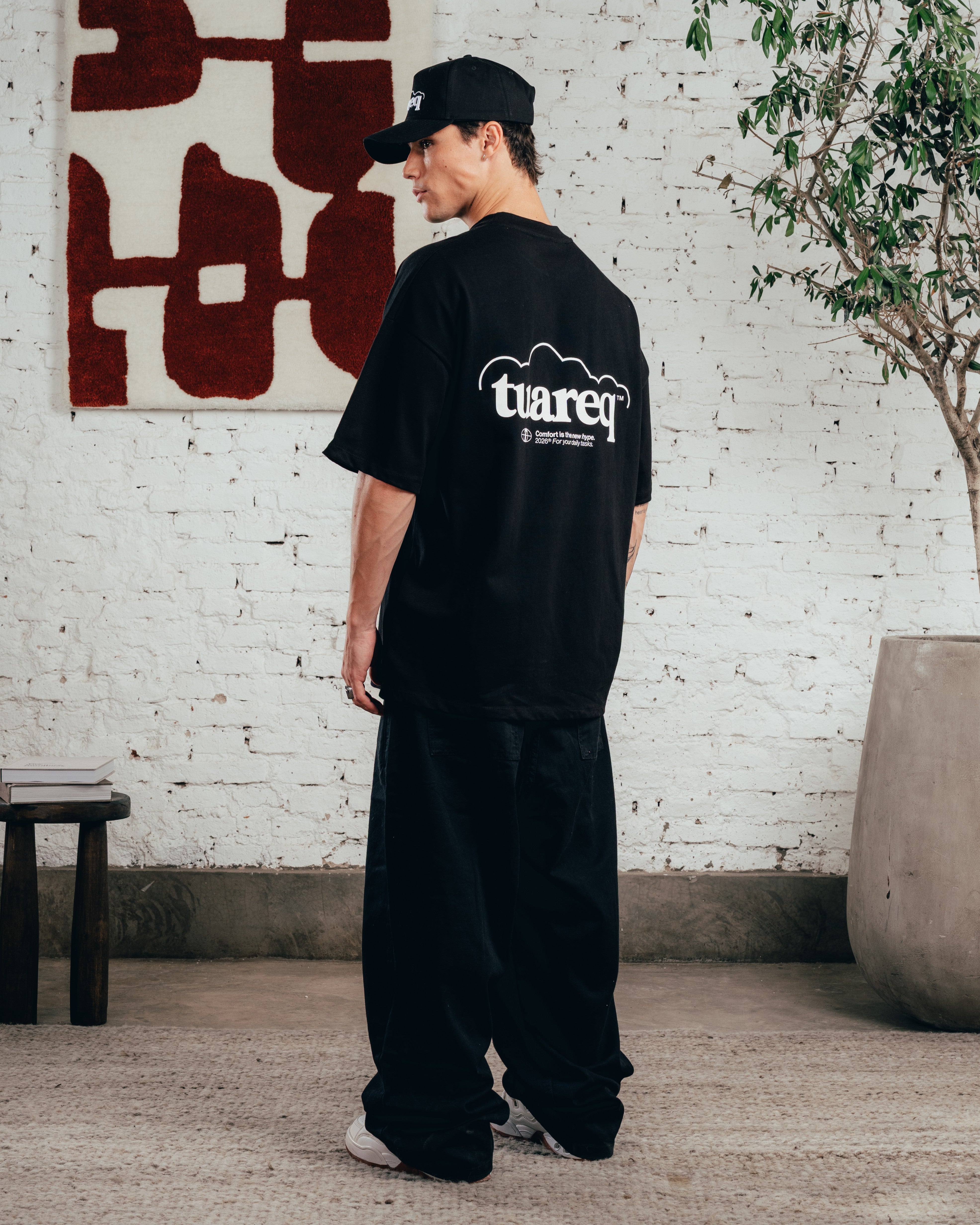 REMERA OVERSIZED [ COMFORT ] CLOUD BLACK
