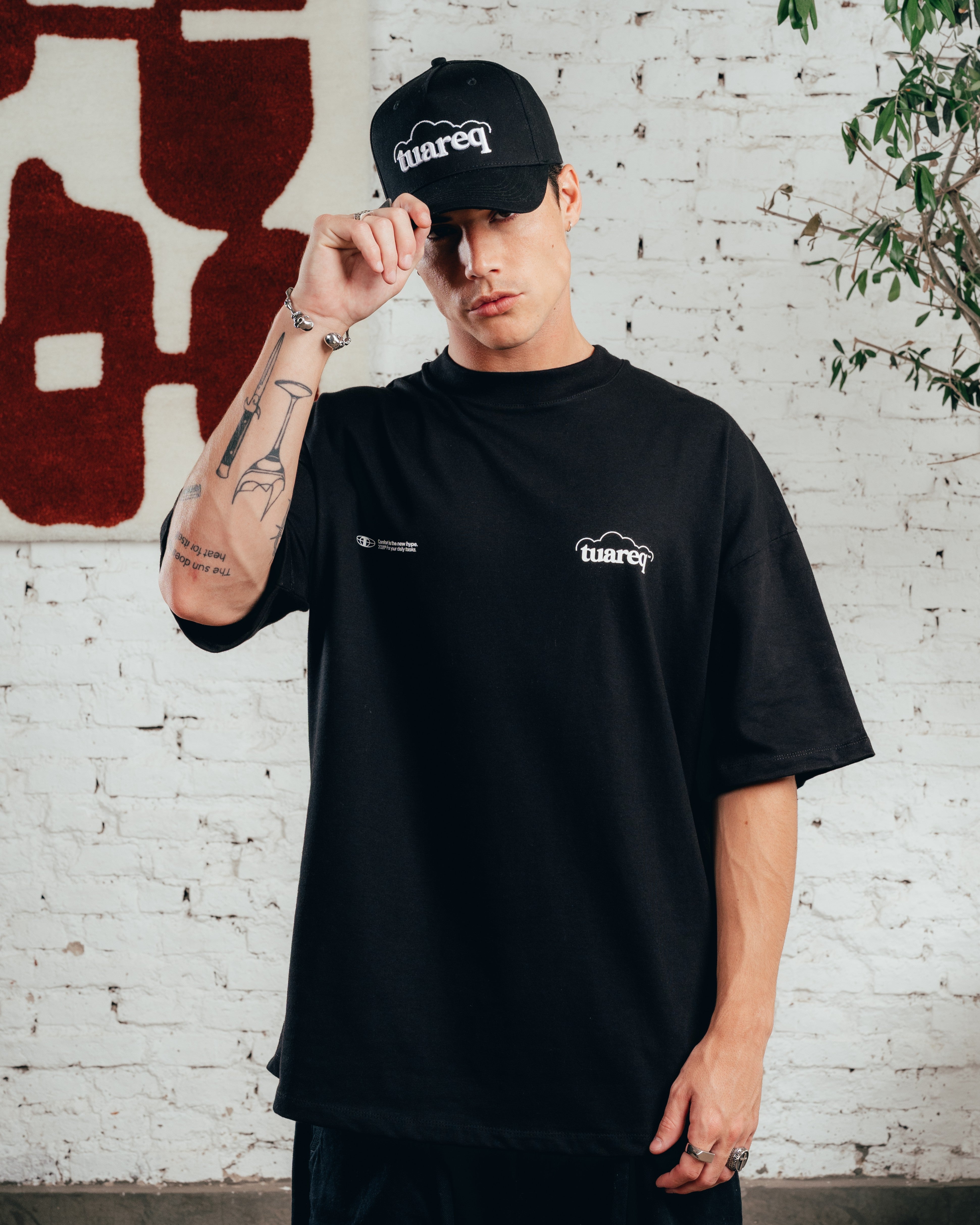 REMERA OVERSIZED [ COMFORT ] CLOUD BLACK