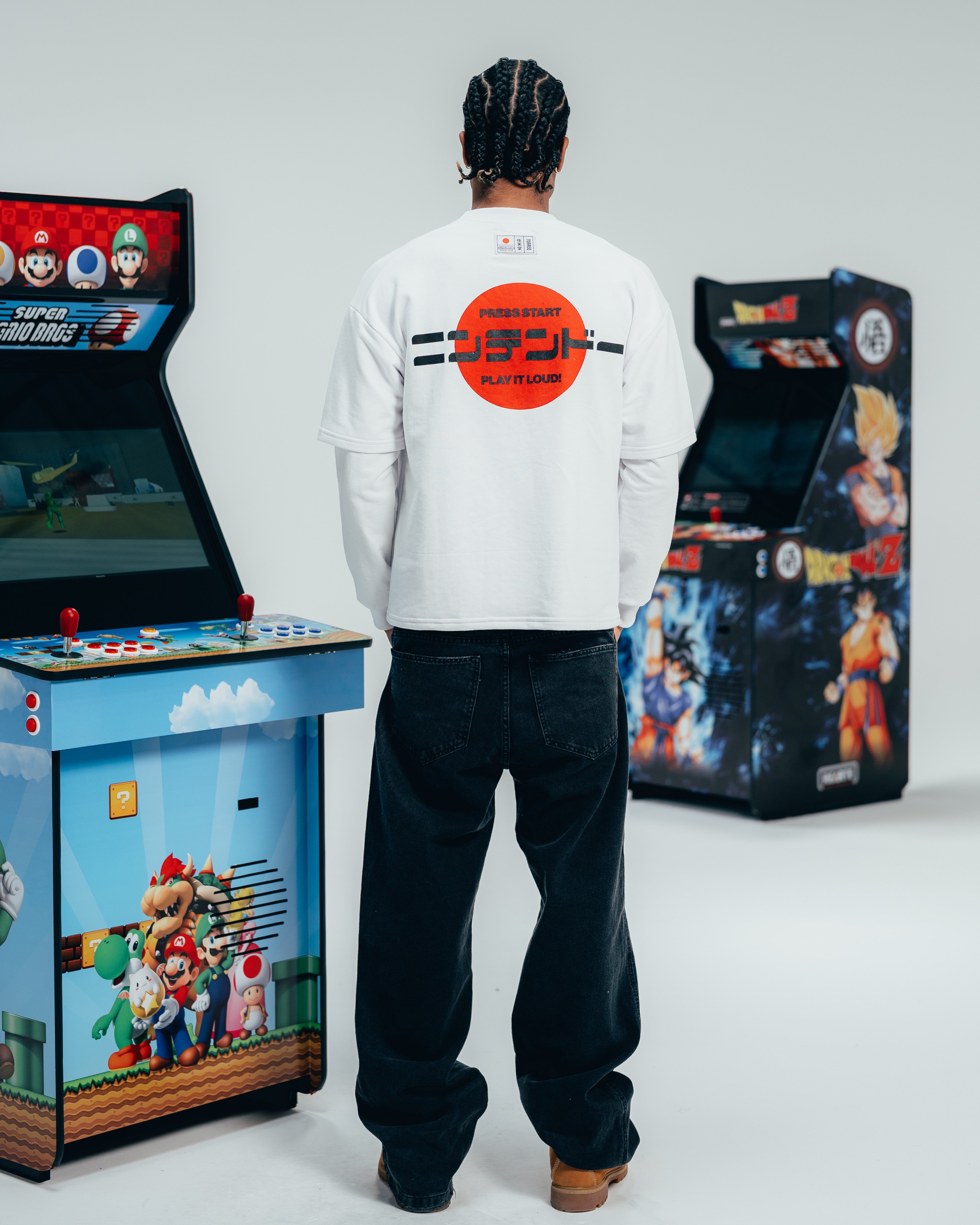 CREWNECK DOBLE MANGA [ NINTENDO ] BANDERA WHITE