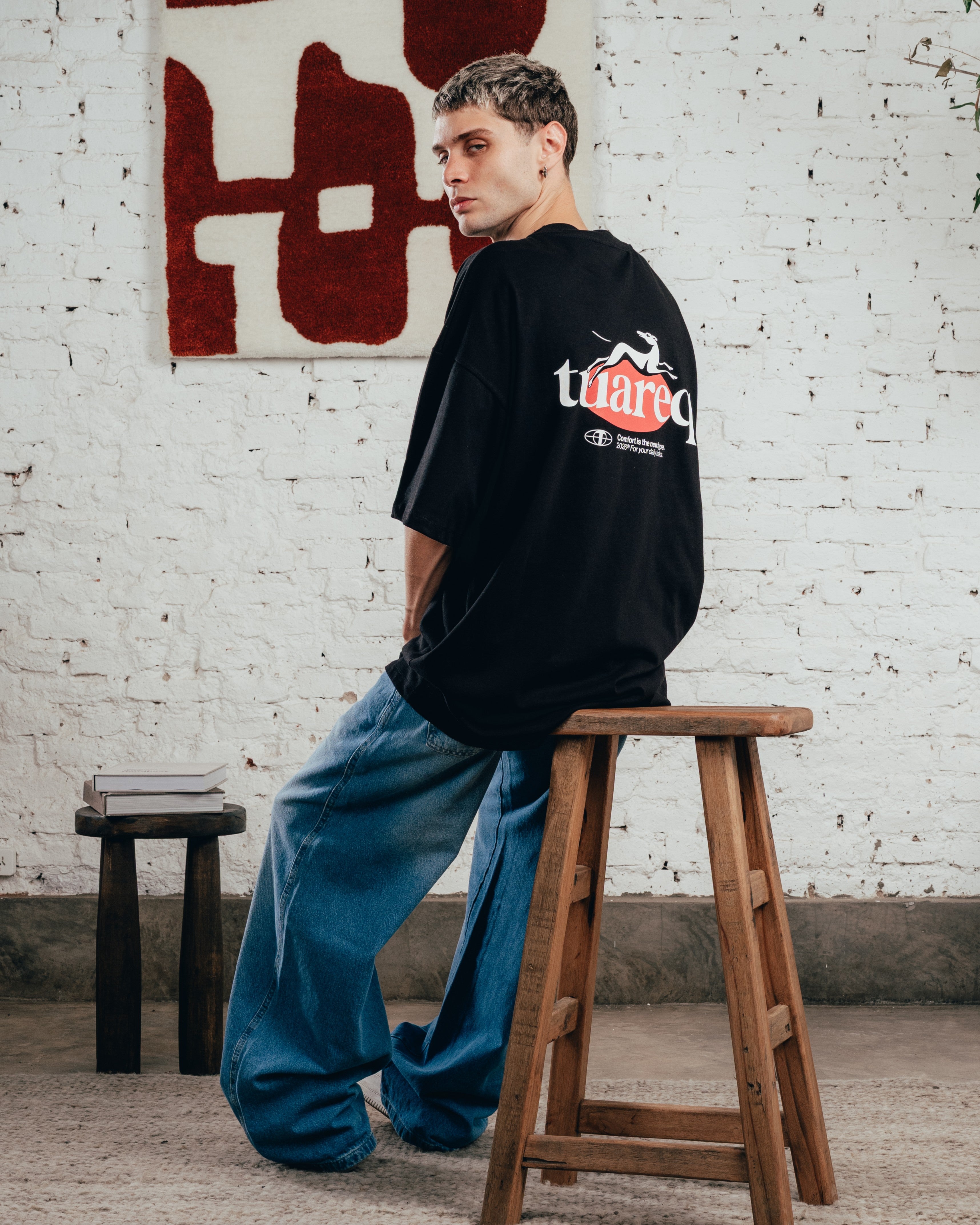 REMERA OVERSIZED [ COMFORT ] GALGO BLACK