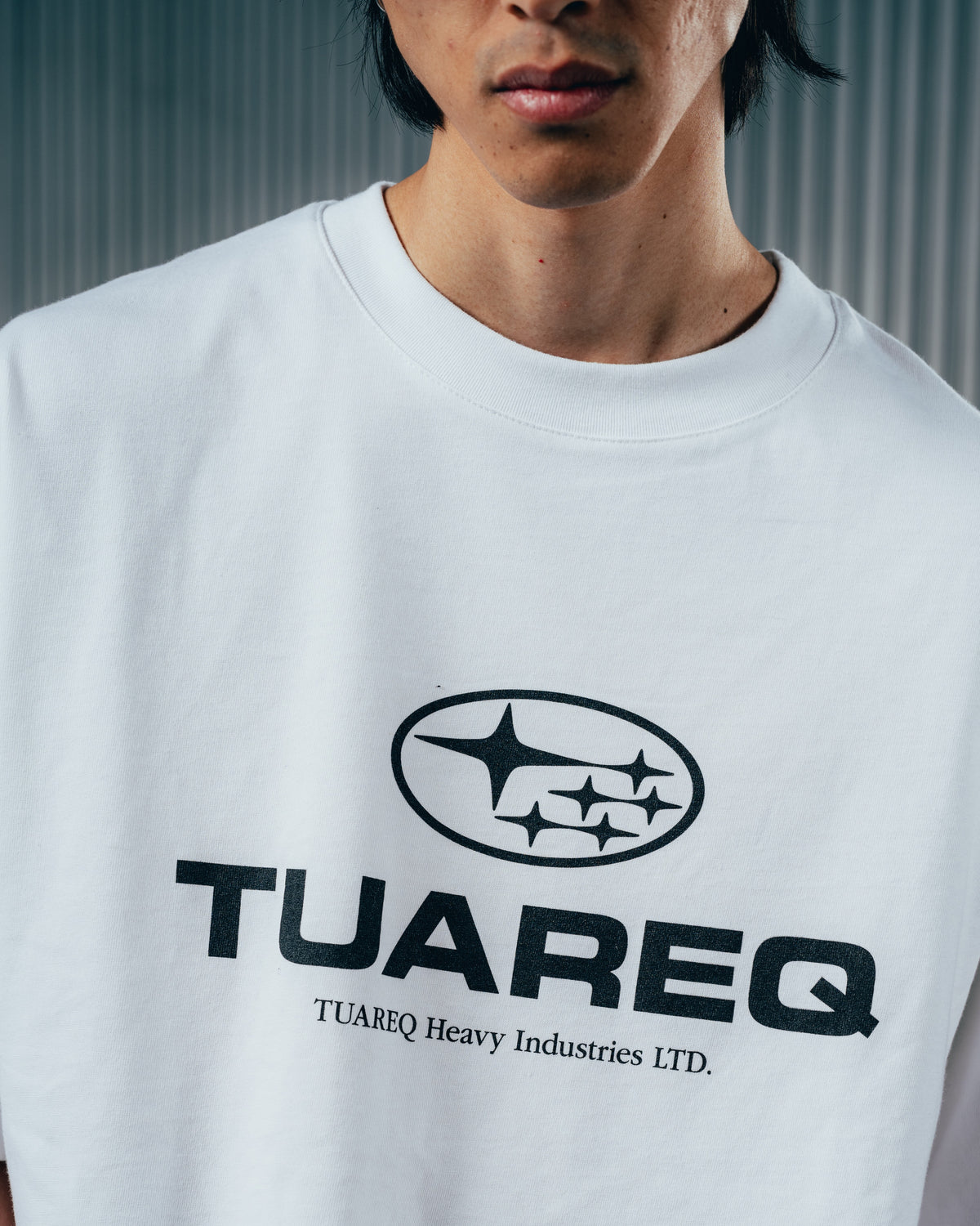 REMERA OVERSIZED [ SUBARU ] LOGO WHITE