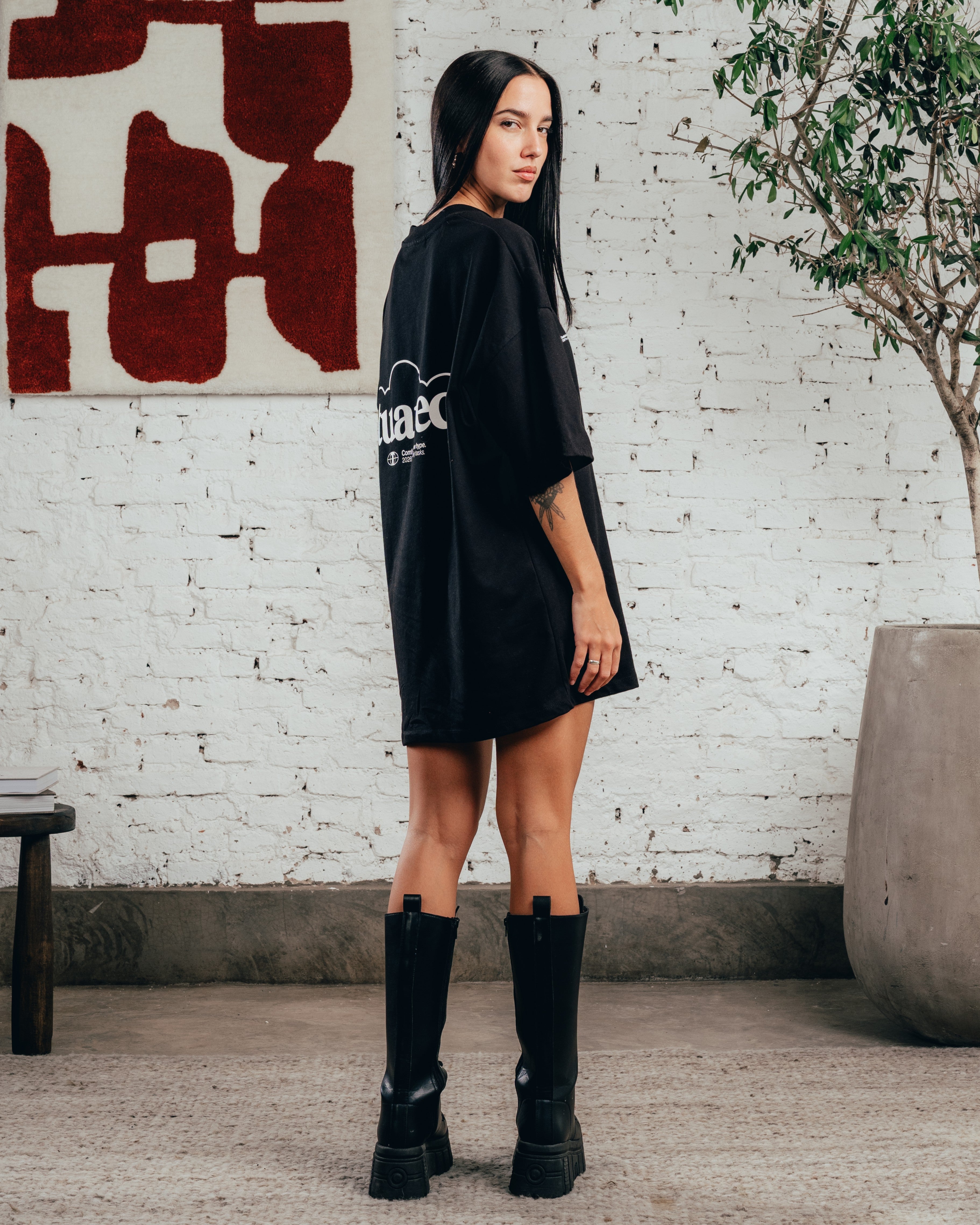 REMERA OVERSIZED [ COMFORT ] CLOUD BLACK