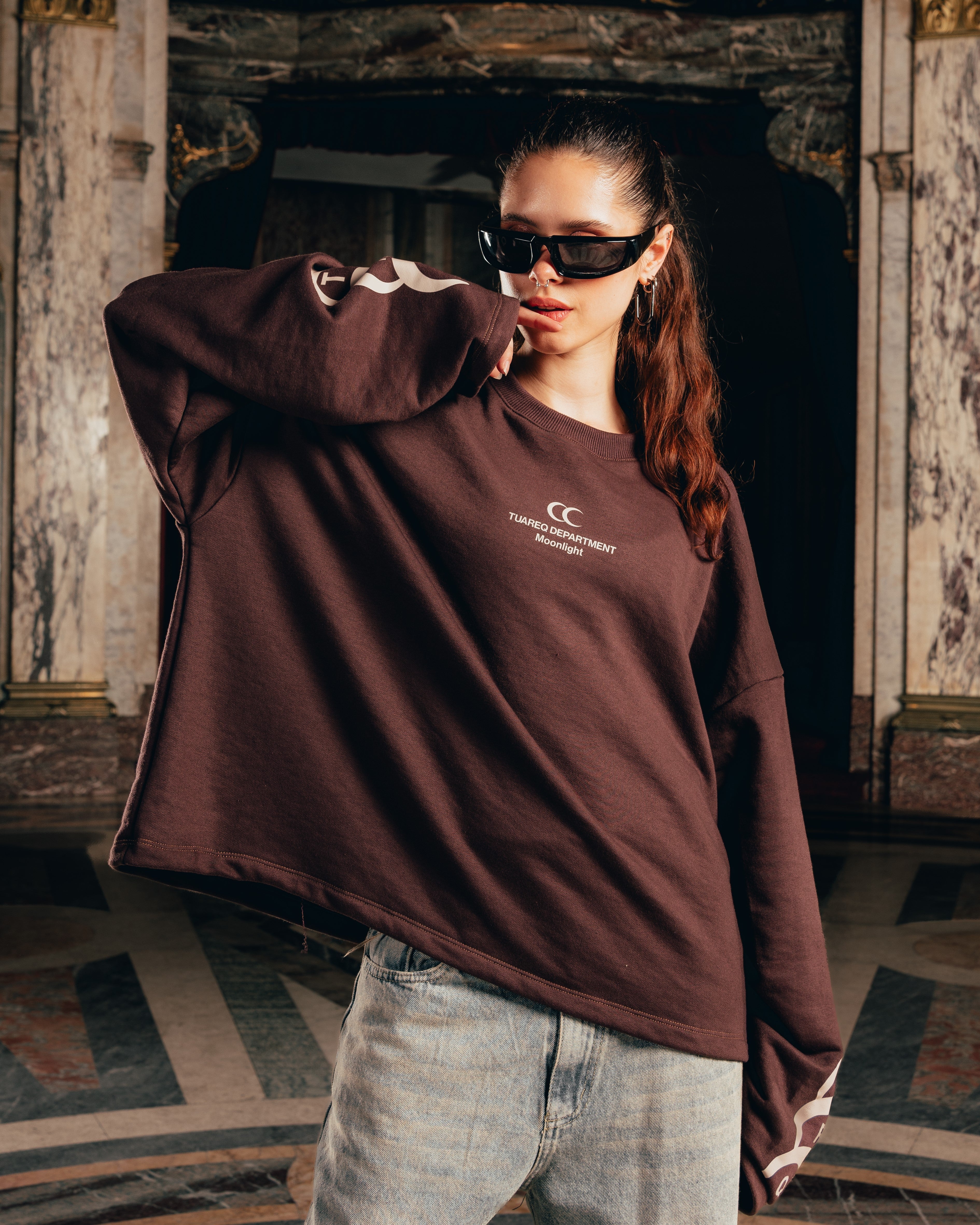 BUZO CREWNECK BOXY [ MOONLIGHT ] COFFEE