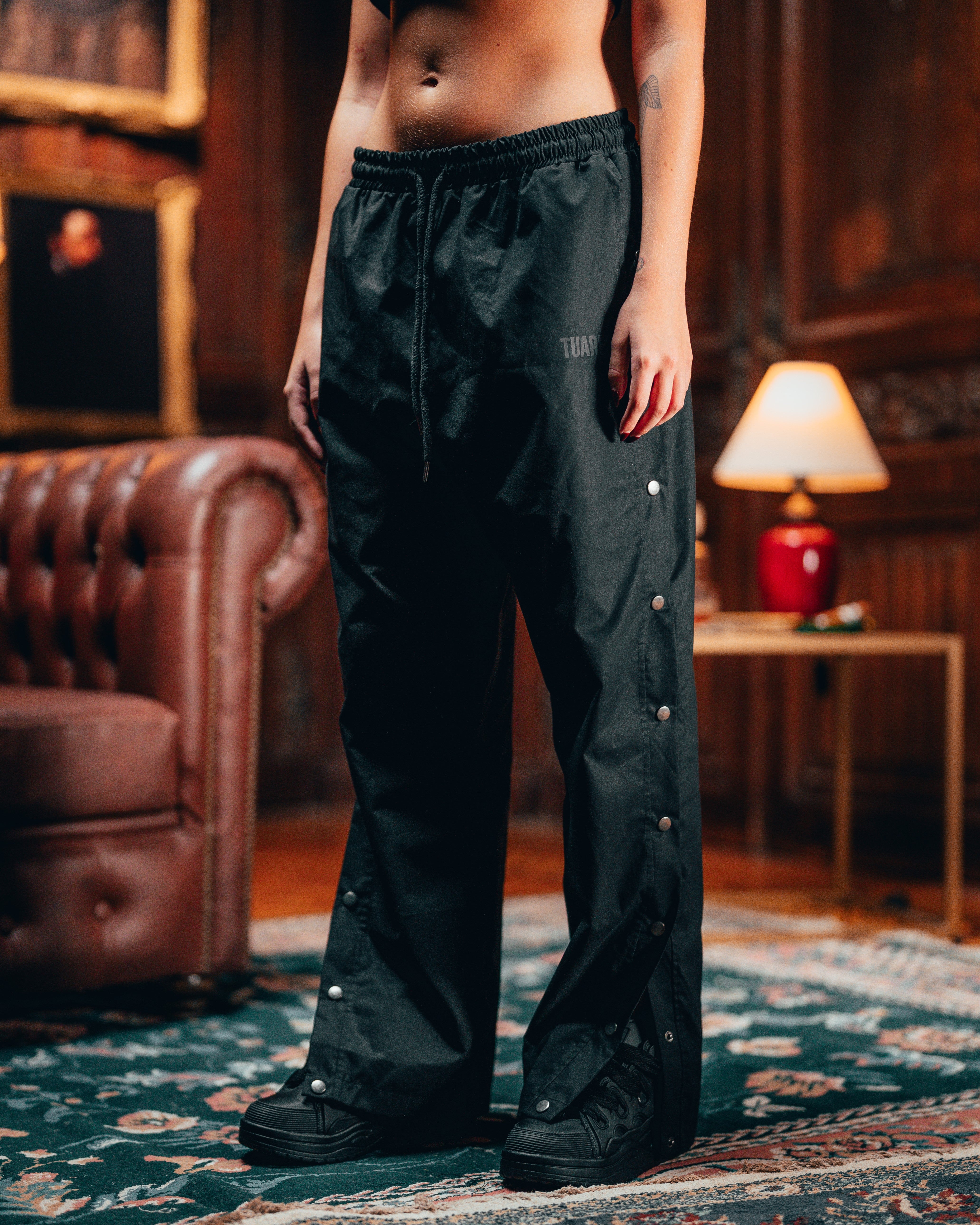 BUTTON PANT  [ PARACHUTE ] BLACK