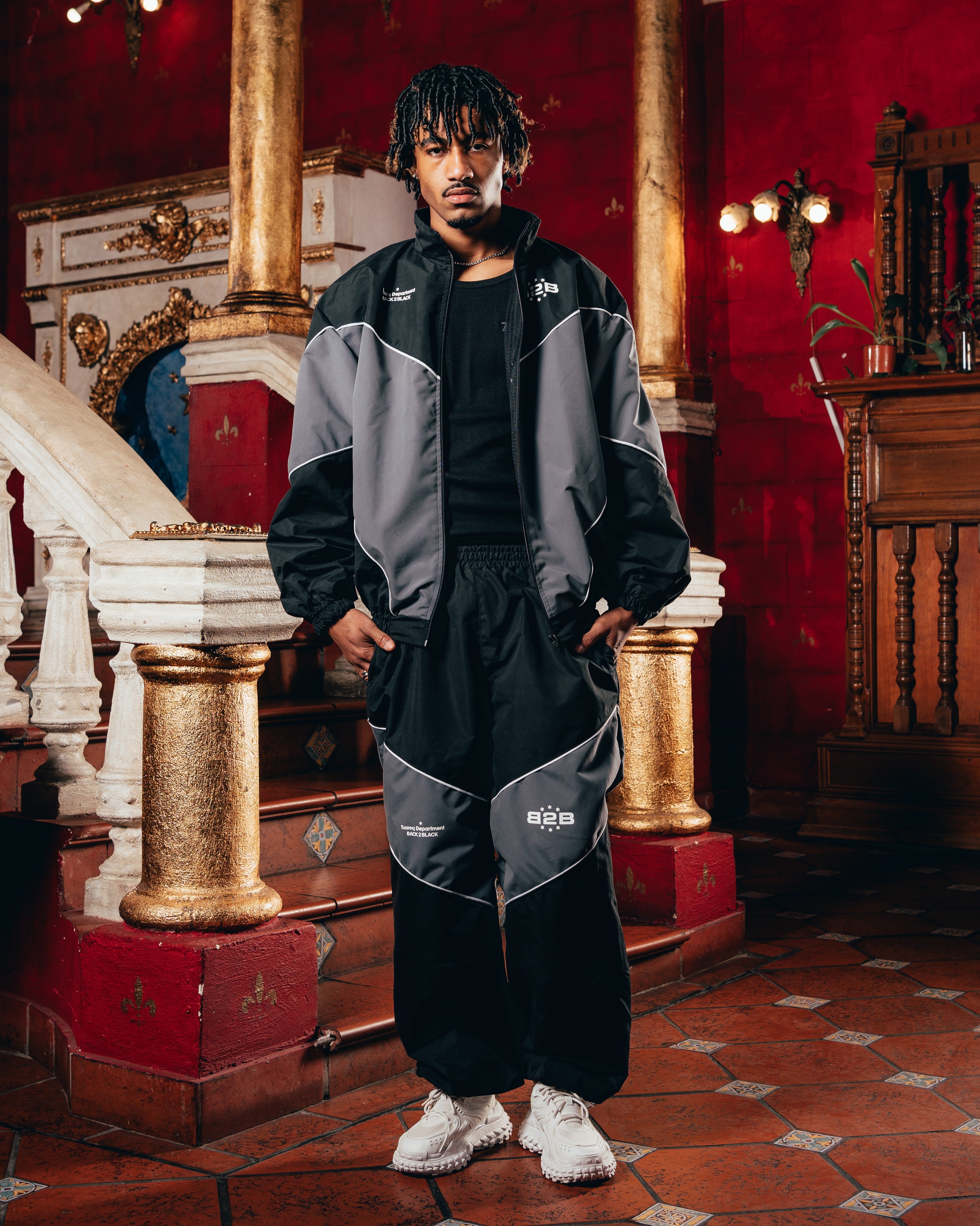 CONJUNTO ROMPEVIENTOS [ B2B ] BLACK