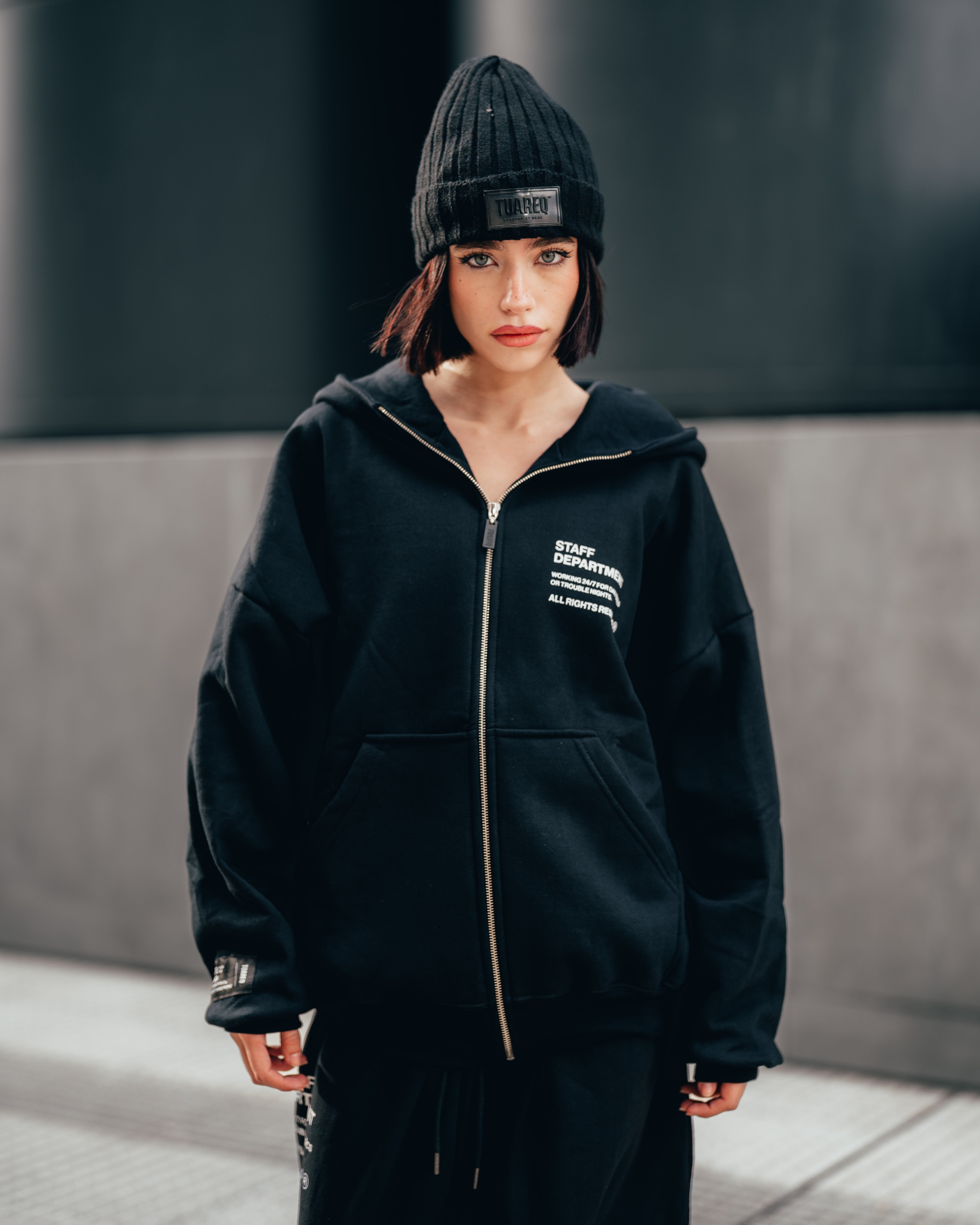 CAMPERA SIMPLE CIERRE [DAILY] NEGRO