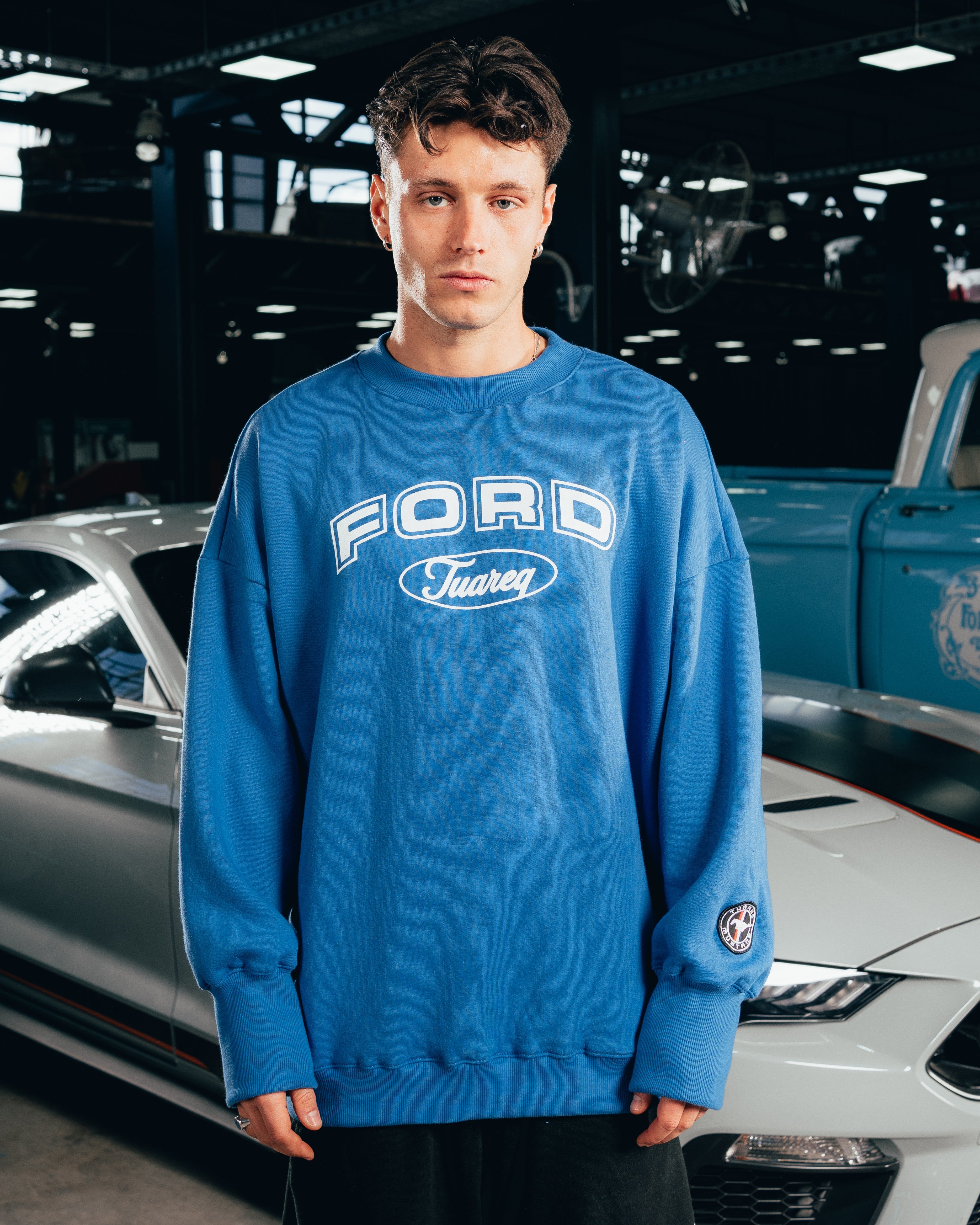 CREWNECK [ FORD ] UNIVERSITY BLUE
