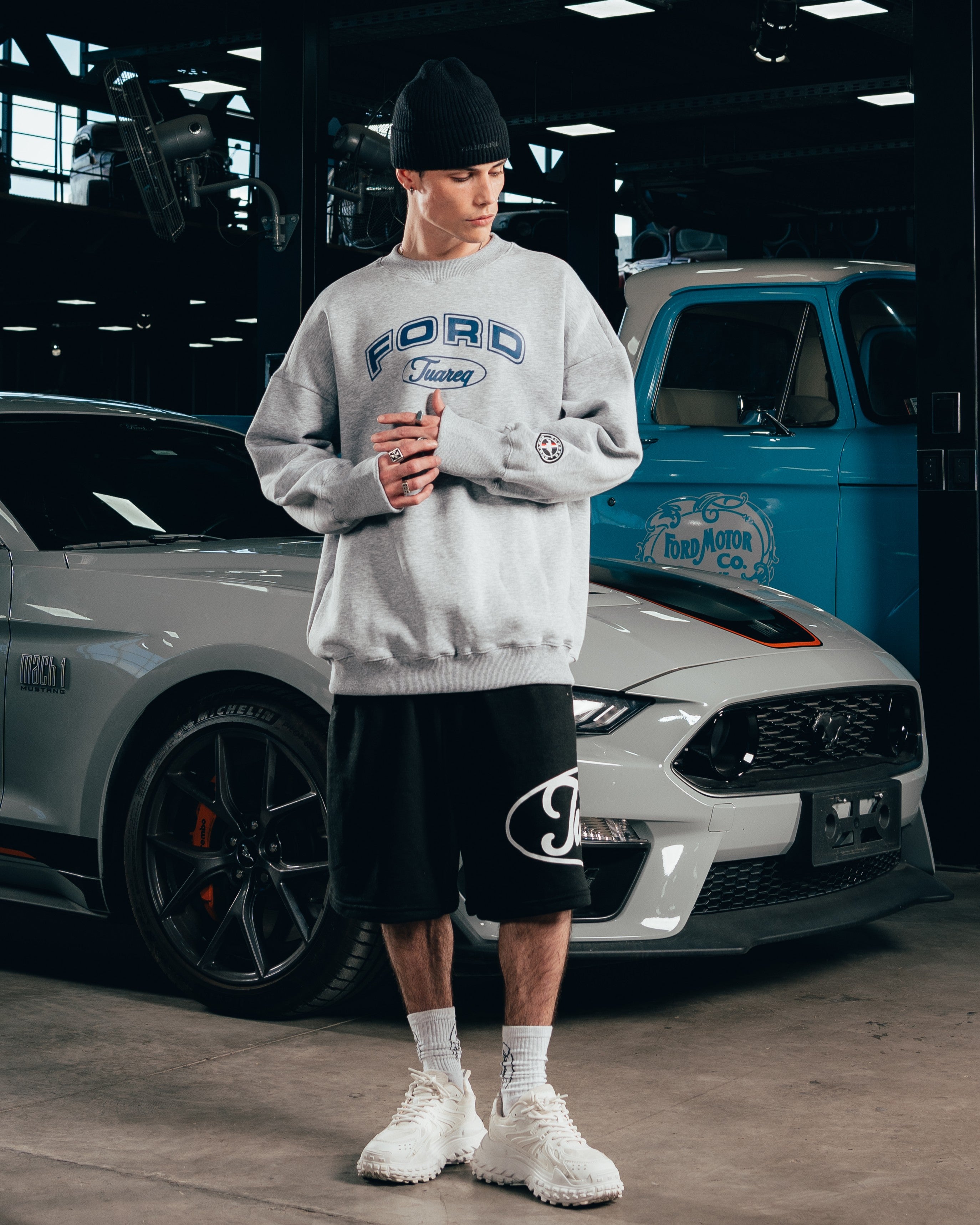 CREWNECK [ FORD ] UNIVERSITY GREY