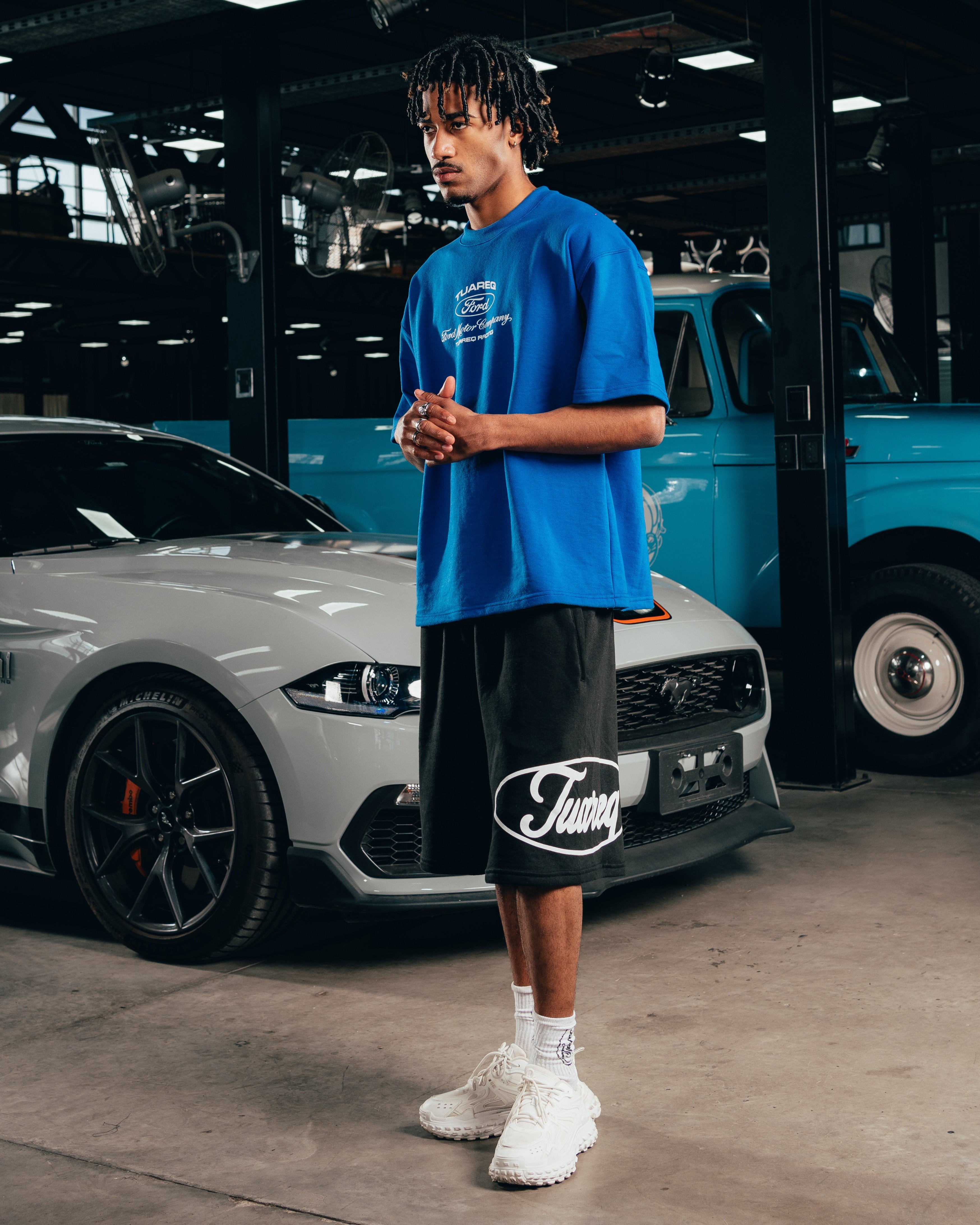 SHORT OVERSIZED [ FORD ] OVALO BLACK