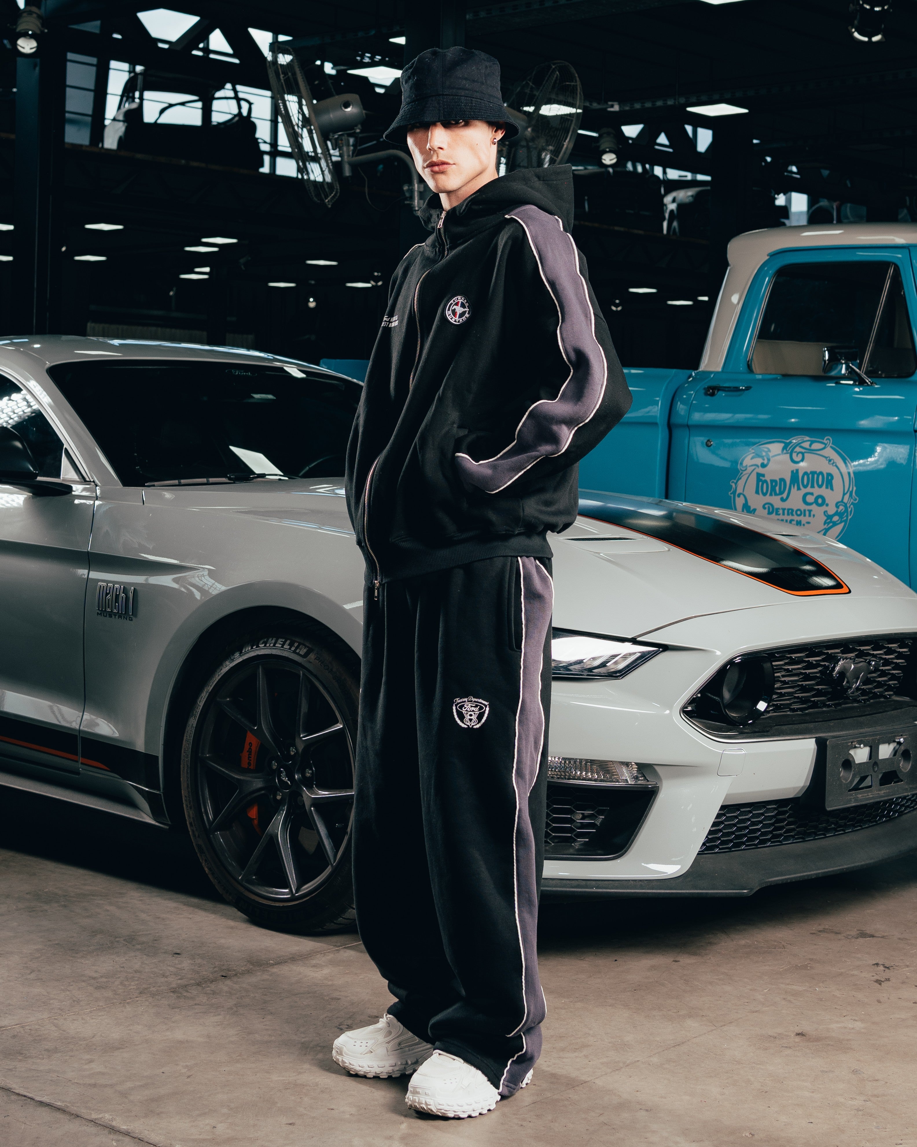 CONJUNTO DE INVIERNO [ FORD ] BICOLOR BLACK