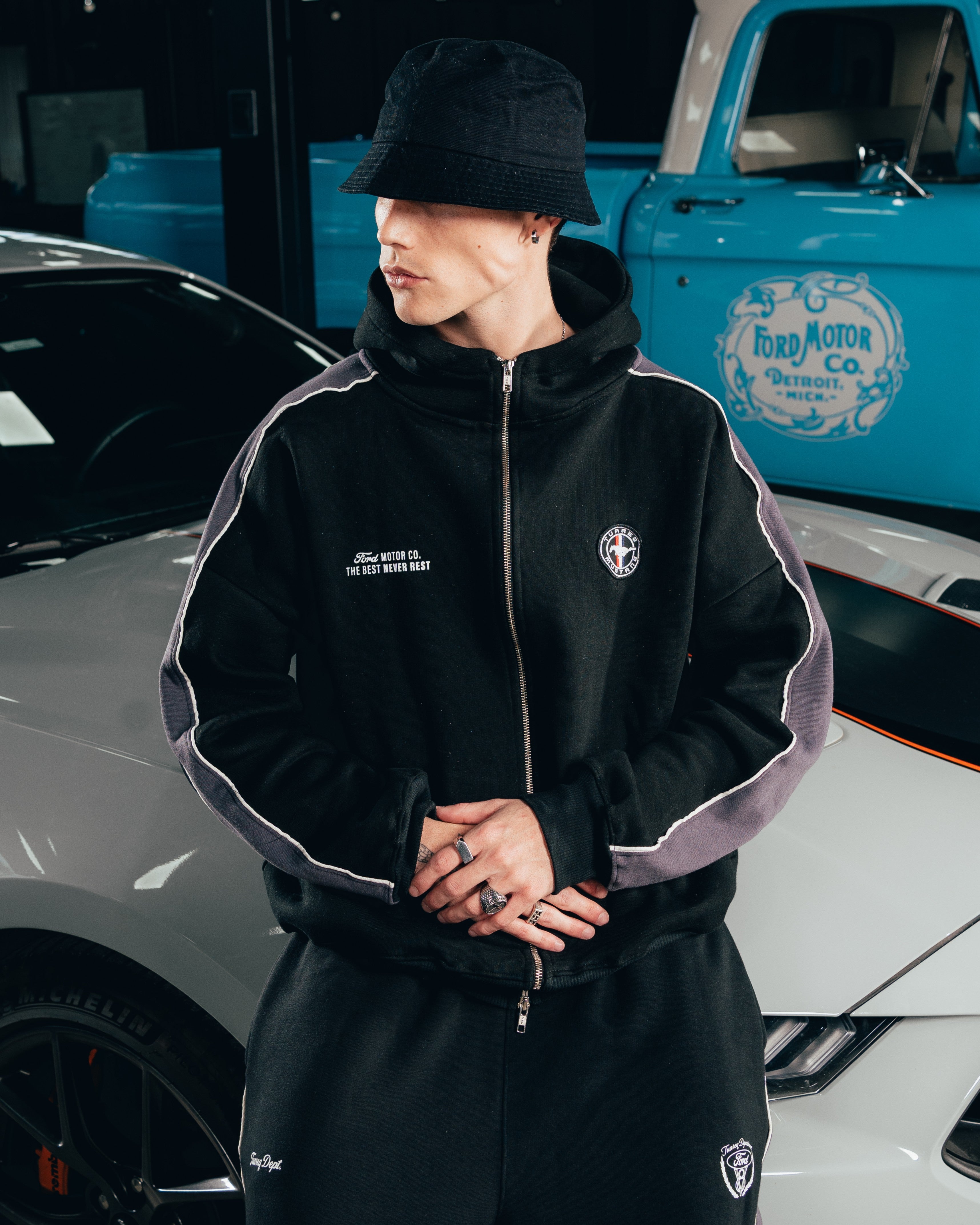 CONJUNTO DE INVIERNO [ FORD ] BICOLOR BLACK